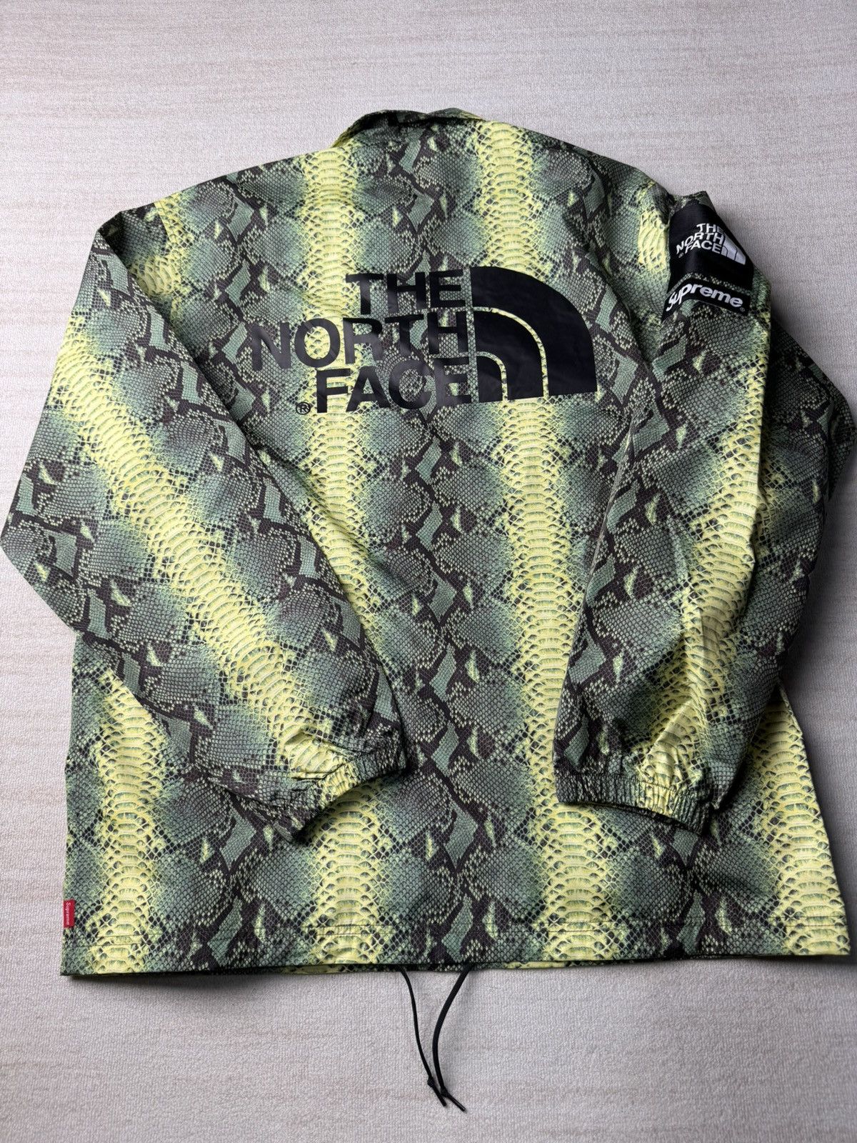 Supreme × The North Face Coach jacket Size US M / EU 48-50 / 2 - 11 Thumbnail