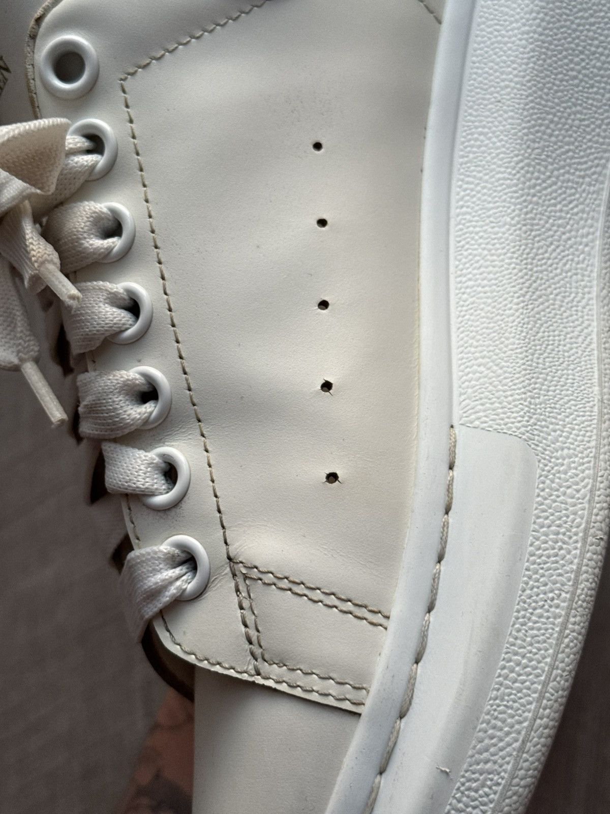 Alexander McQueen Alexander McQueen Oversized Leather White Sneakers Size US 7.5 / EU 40-41 - 5 Thumbnail