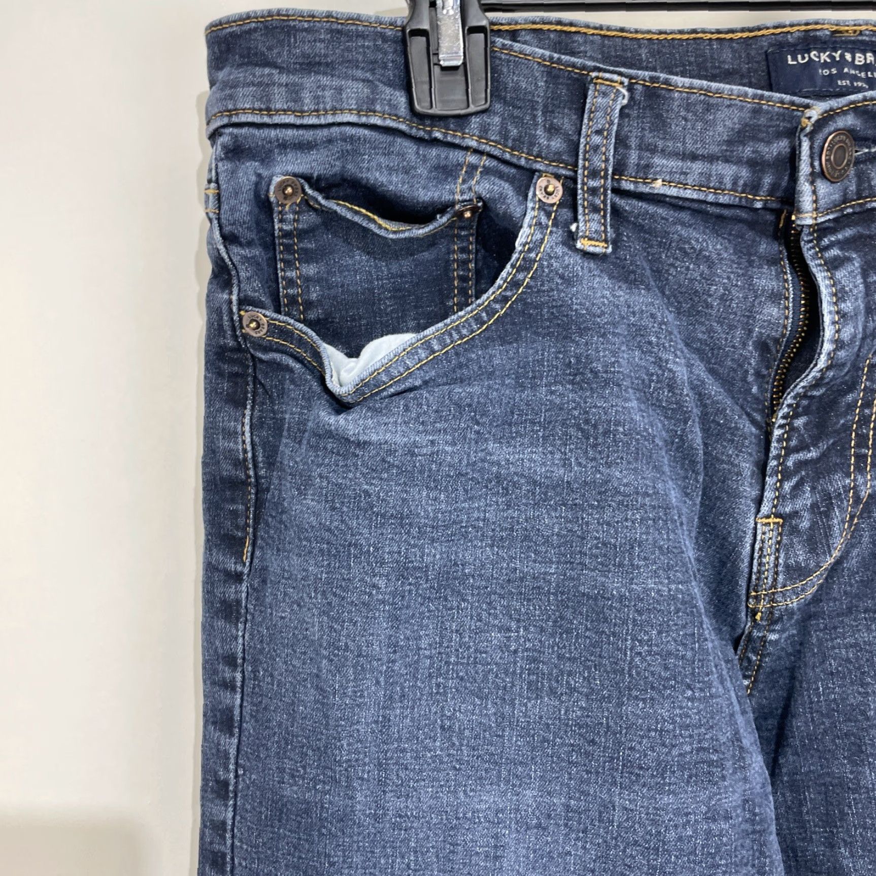 Lucky Brand Lucky Brand Men's Jeans 34x30 Blue 221 Straight Leg Denim Size US 34 / EU 50 - 2 Thumbnail