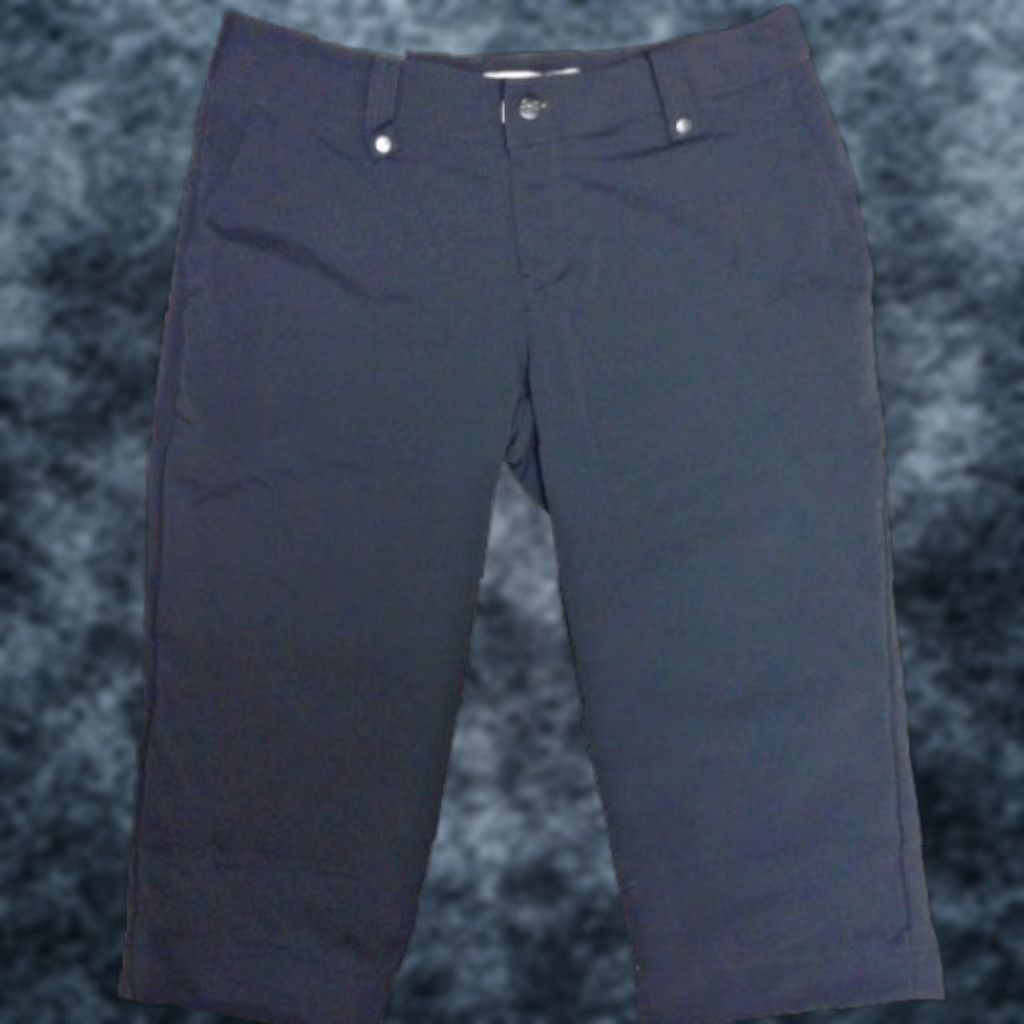 Under Armour Under Armour All Seasons Gear Women's Capri Golf Pants Black 6 XS? Size 28" / US 6 / IT 42 - 1 Thumbnail