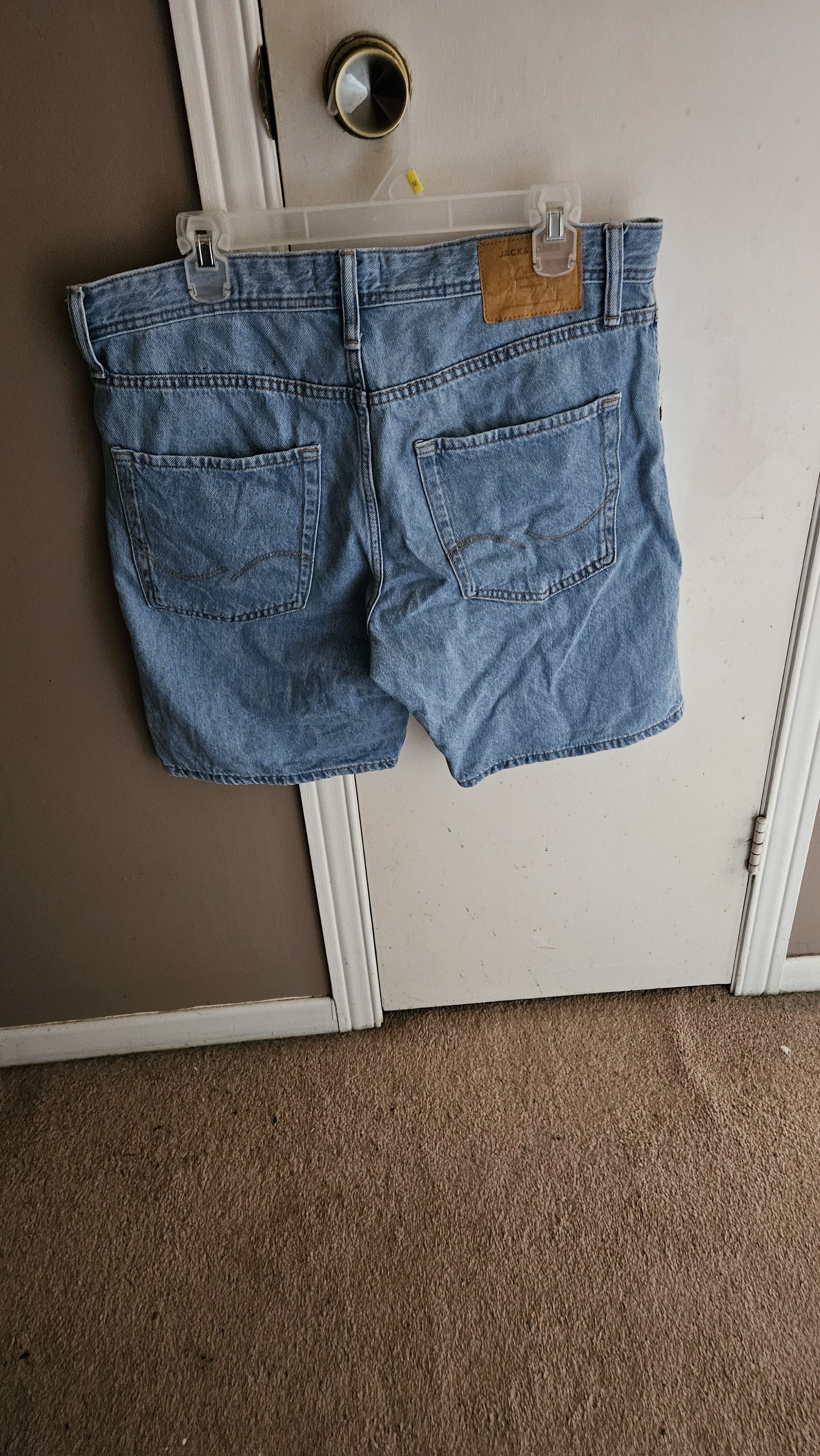 Jack & Jones CHRIS 856 LOOSE FIT SHORTS Size US 32 / EU 48 - 4 Thumbnail