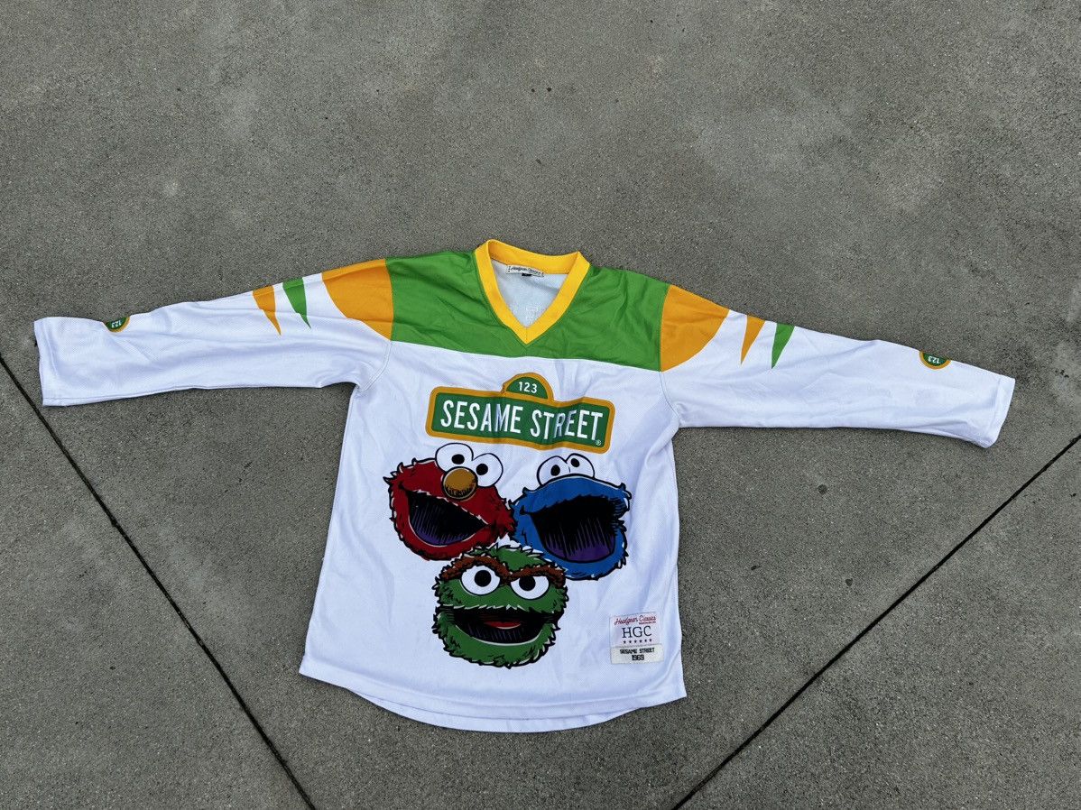 Other (123)Sesame Street Jersey Size US M / EU 48-50 / 2 - 1 Thumbnail
