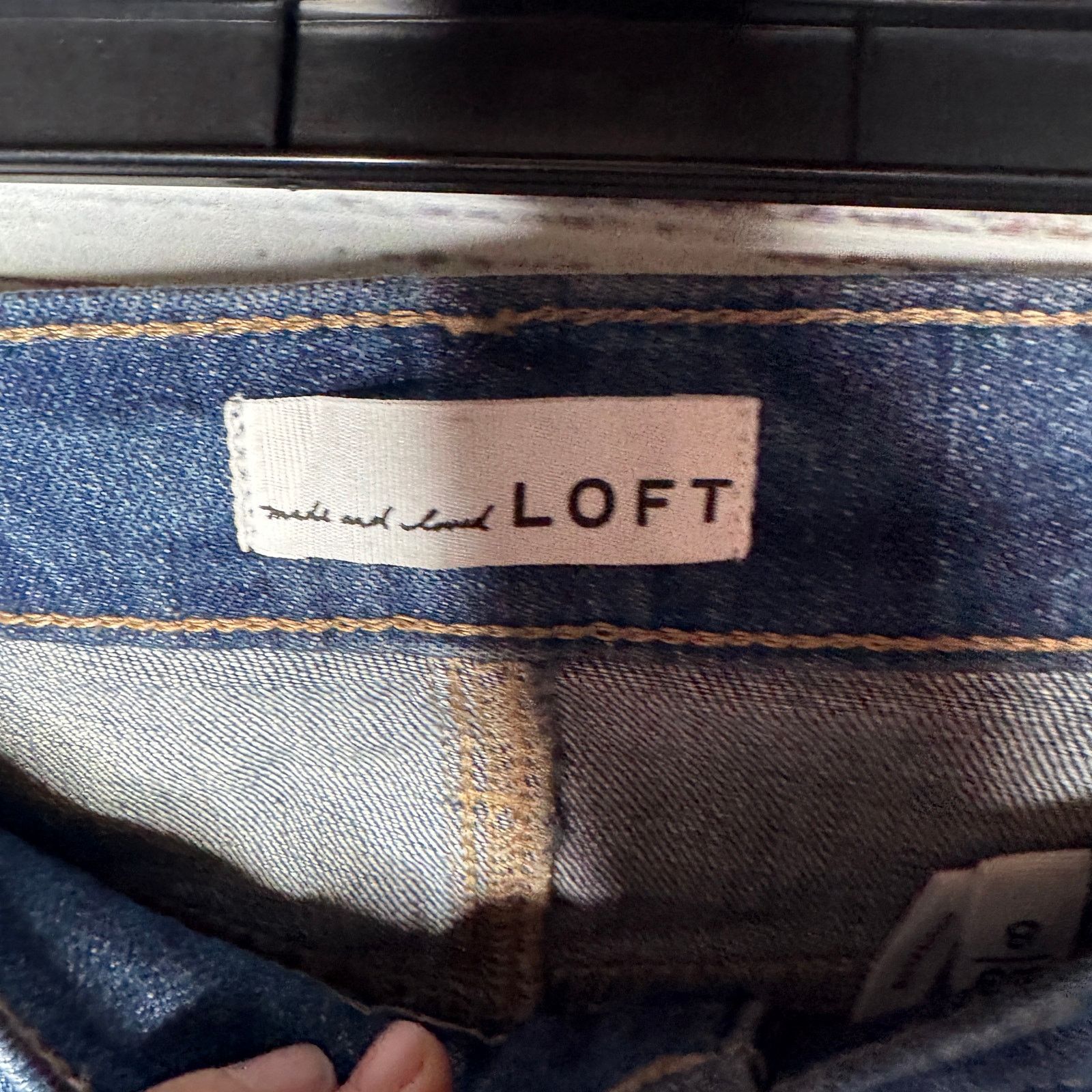 Loft Loft Ann Taylor Embroidered Boyfriend Jeans 29/8 Size 29" - 2 Thumbnail