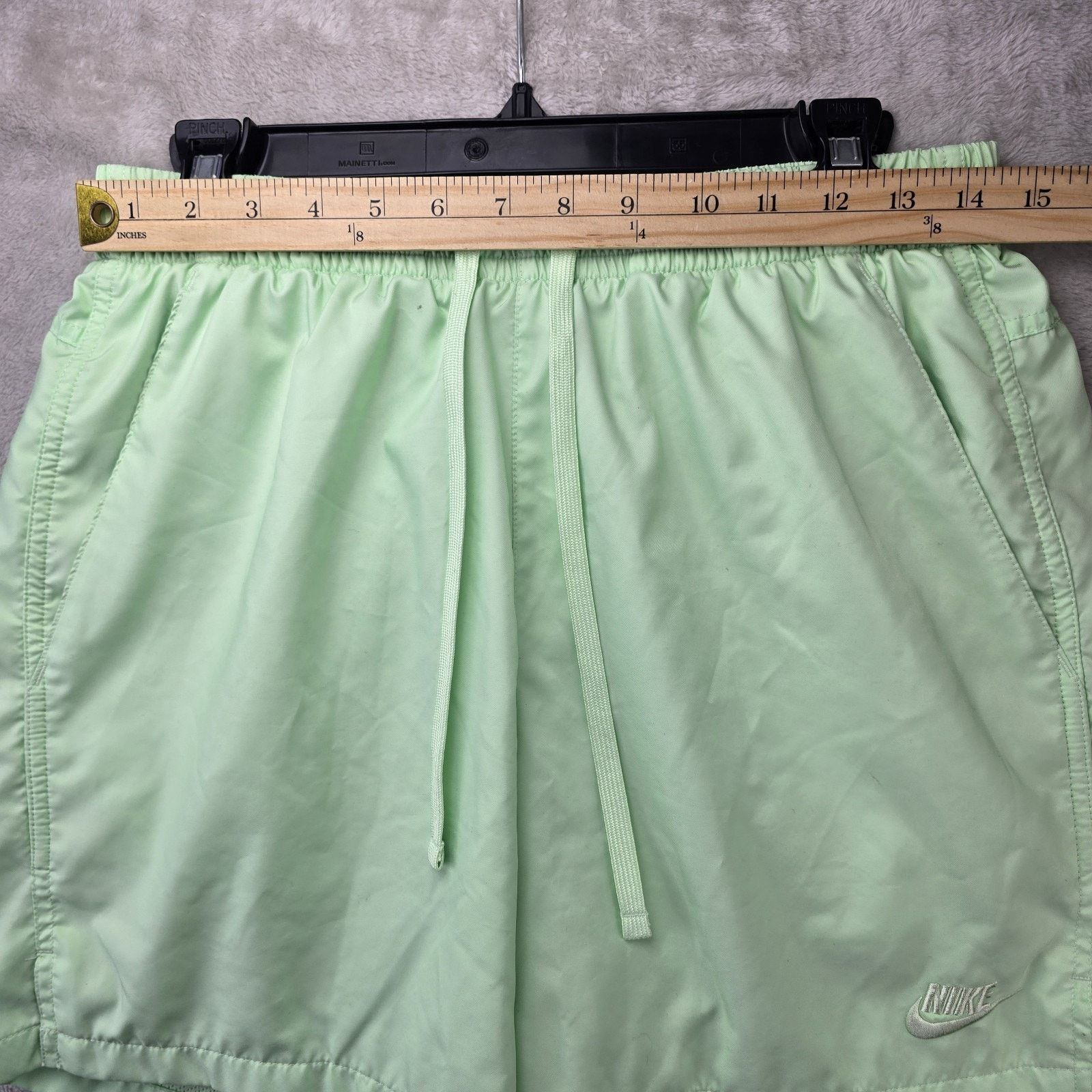 Nike Nike Club Woven Flow Shorts Mens M Green Performance Size US 30 / EU 46 - 9 Thumbnail