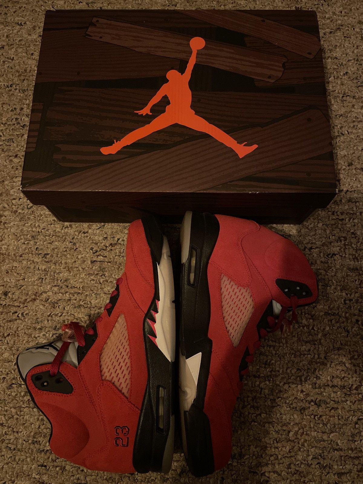Jordan Brand Jordan 5 Raging Bulls Size US 11.5 / EU 44-45 - 2 Thumbnail