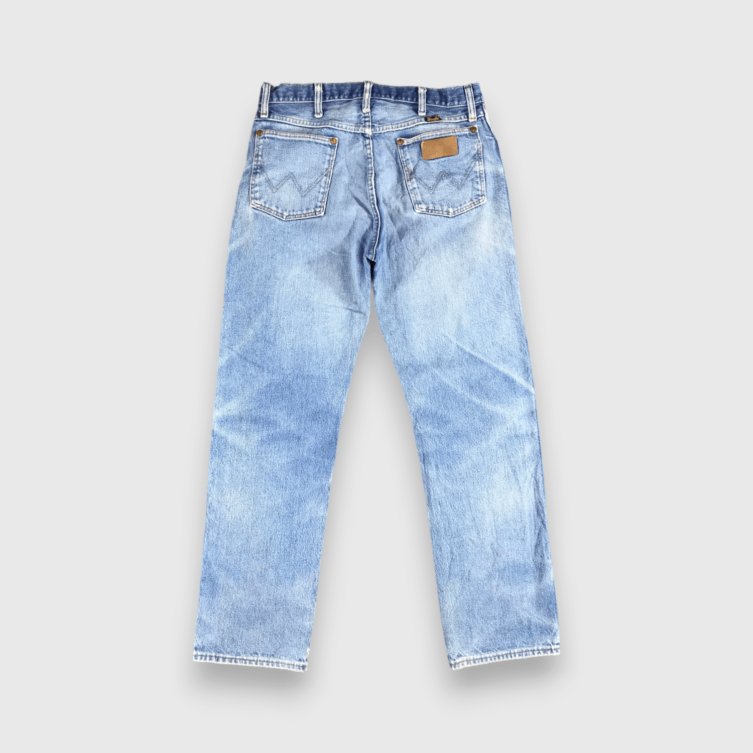 Vintage Vintage Blue Wash Wrangler Jeans-J2415 Size US 31 - 2 Thumbnail