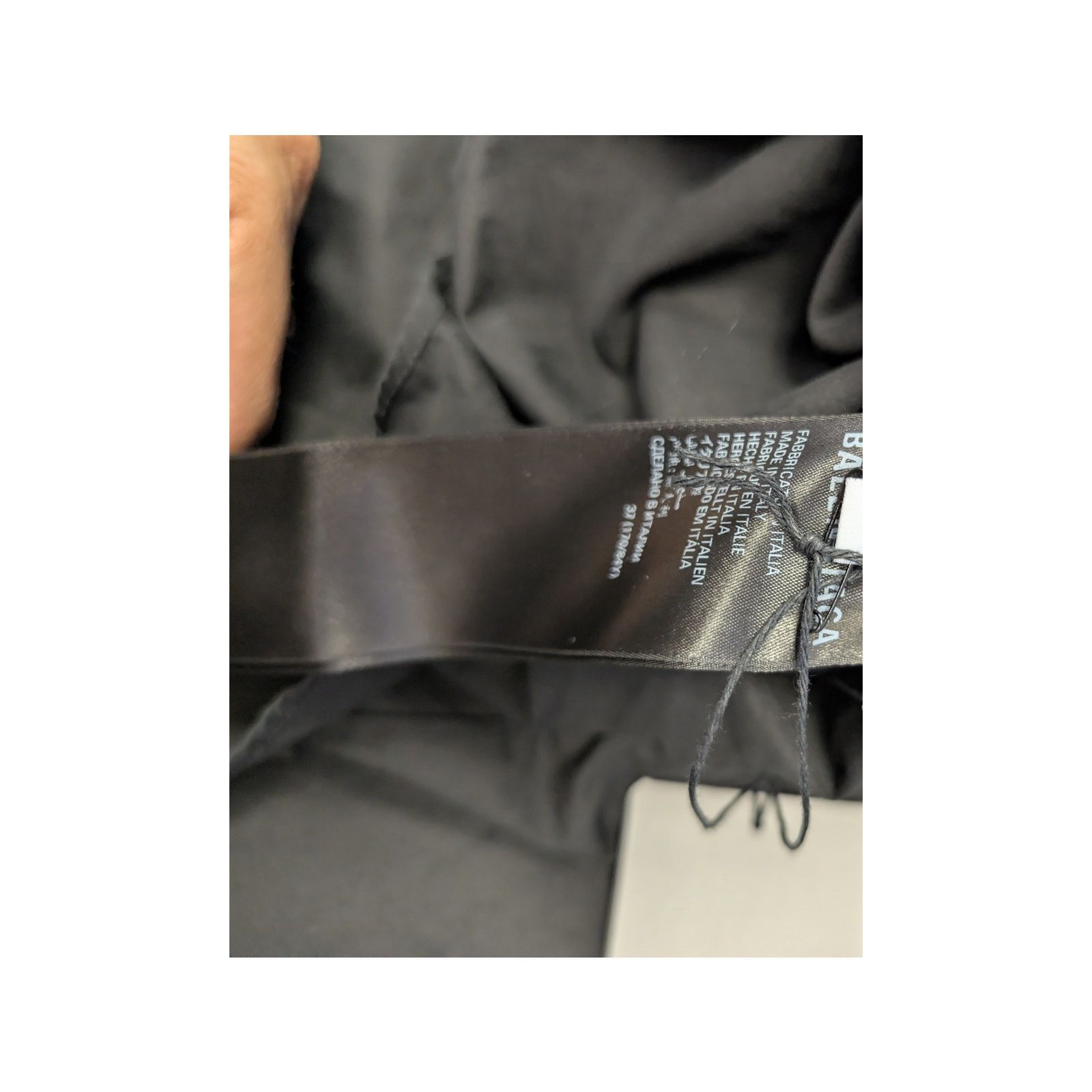 Balenciaga o1rshd1 Large Fit Short Sleeve Shirt in Washed Out Black Size US L / EU 52-54 / 3 - 17 Thumbnail