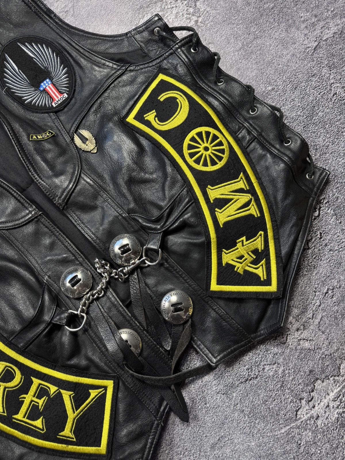 Harley Davidson Harley Davidson Genuine Leather Biker Vest Custom AMOC Size US XL / EU 56 / 4 - 4 Thumbnail