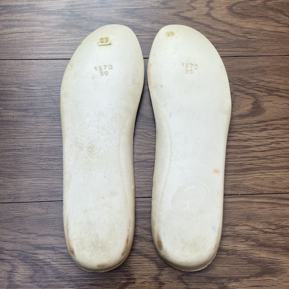 Maison Margiela Maison Margiela Replica GAT’s Size US 6 / EU 39 - 12 Thumbnail