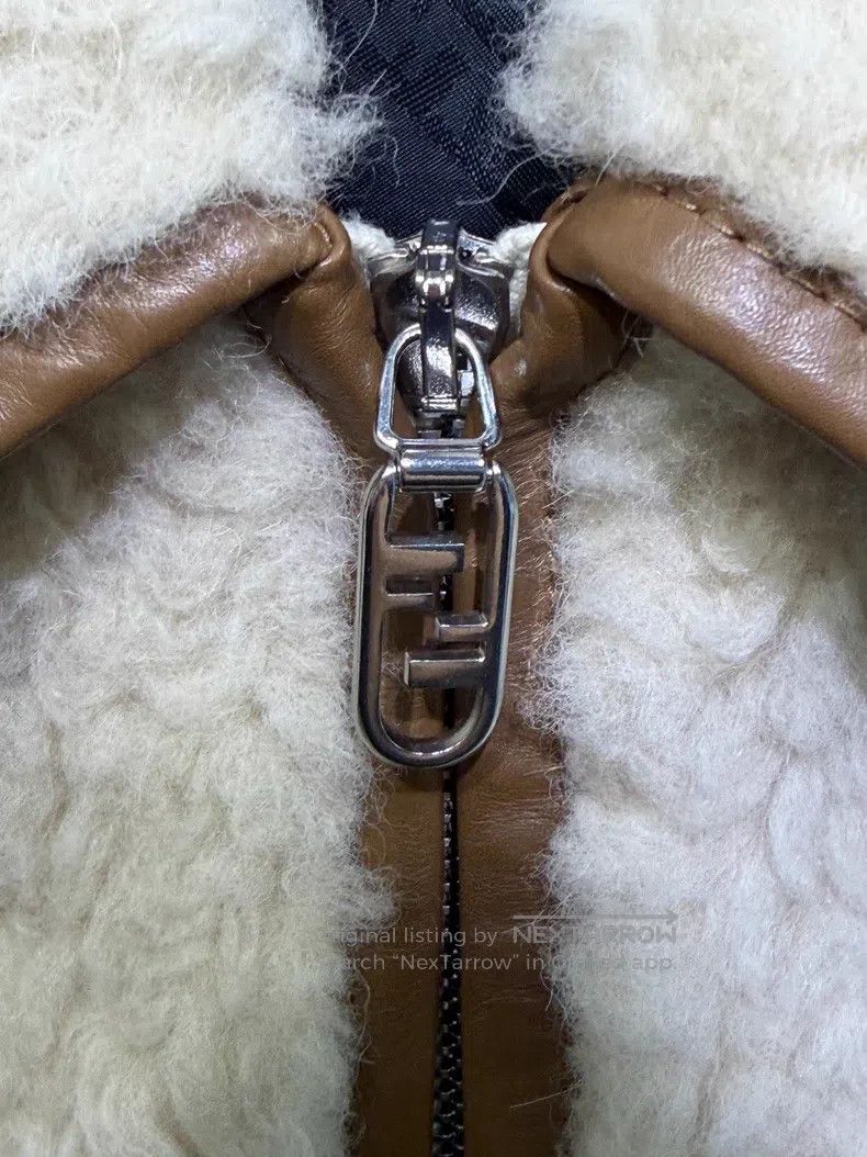 Fendi Fendi Lambswool jacket Size US S / EU 44-46 / 1 - 4 Thumbnail