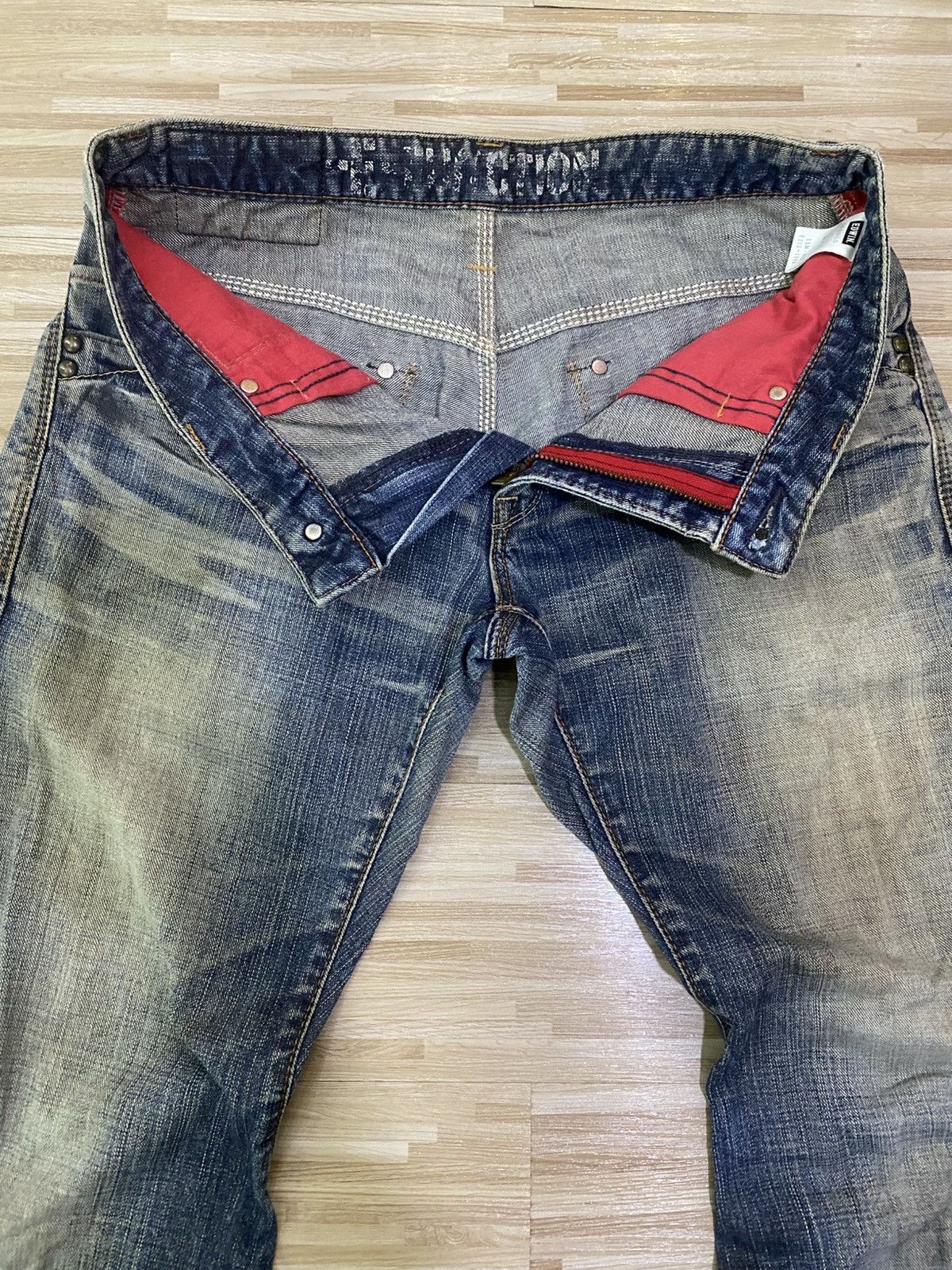 💥INSANE E-FUNCTION TWISTED LED JEANS