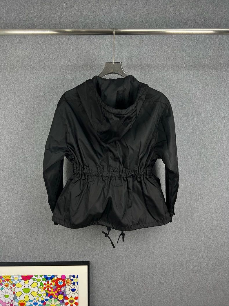Prada Prada Size 36 New triangle standard windbreaker jacket 250 Size US XS / EU 42 / 0 - 2 Thumbnail
