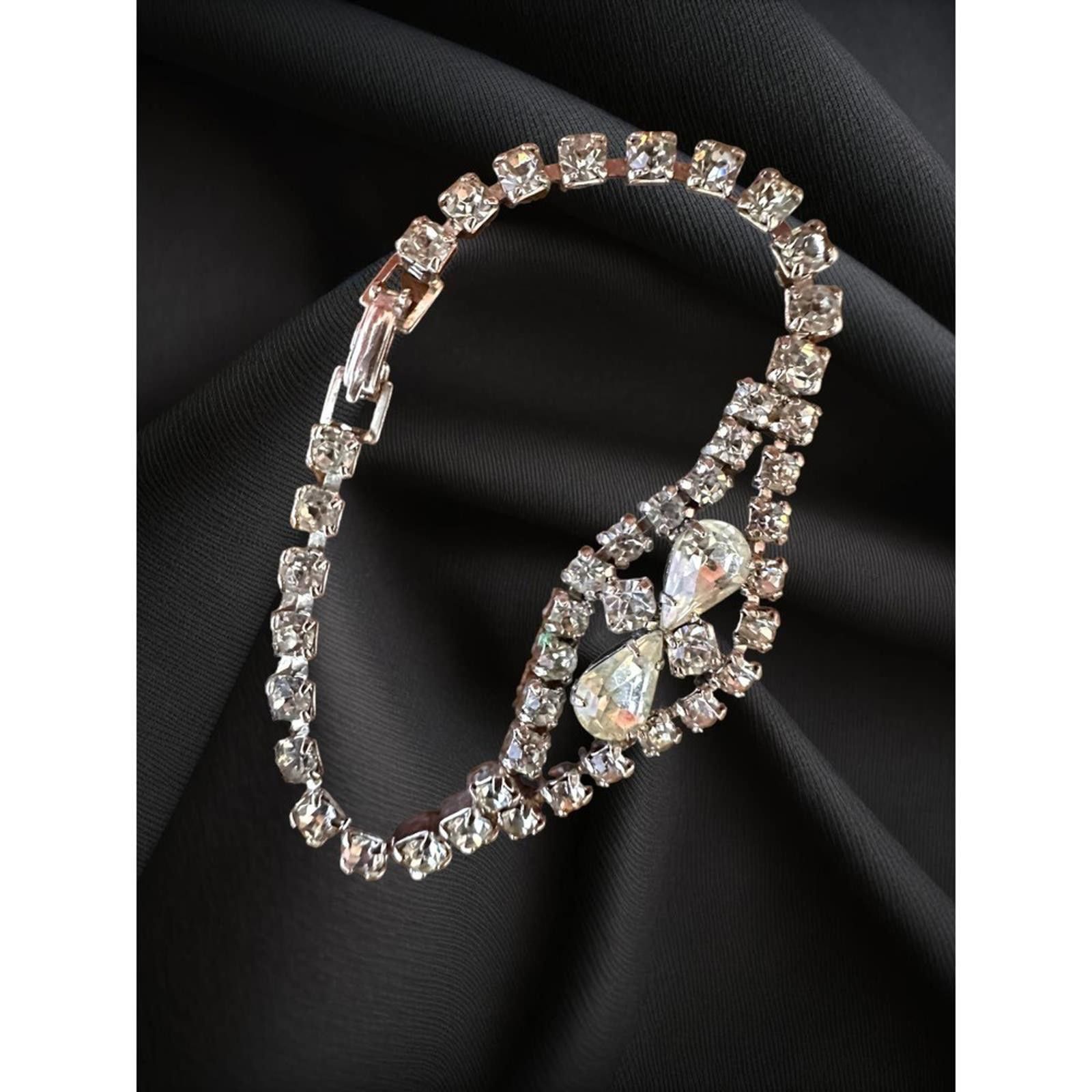 Vintage Vintage Rhinestone Necklace and Bracelet Set Size ONE SIZE - 5 Thumbnail