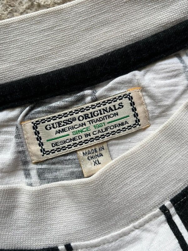 Guess Guess Sz XL Stripped Retro T-Shirt Heavy Cotton Rare Size US XL / EU 56 / 4 - 5 Thumbnail