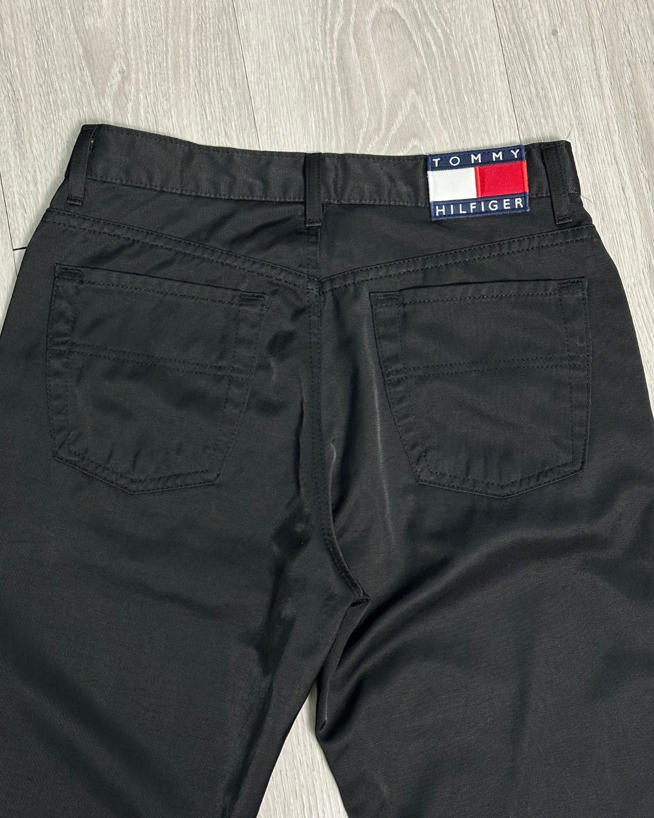 Tommy Hilfiger Vintage Y2K Tommy Hilfiger Black Straight Leg Jeans - 28x30 Size US 28 / EU 44 - 3 Thumbnail