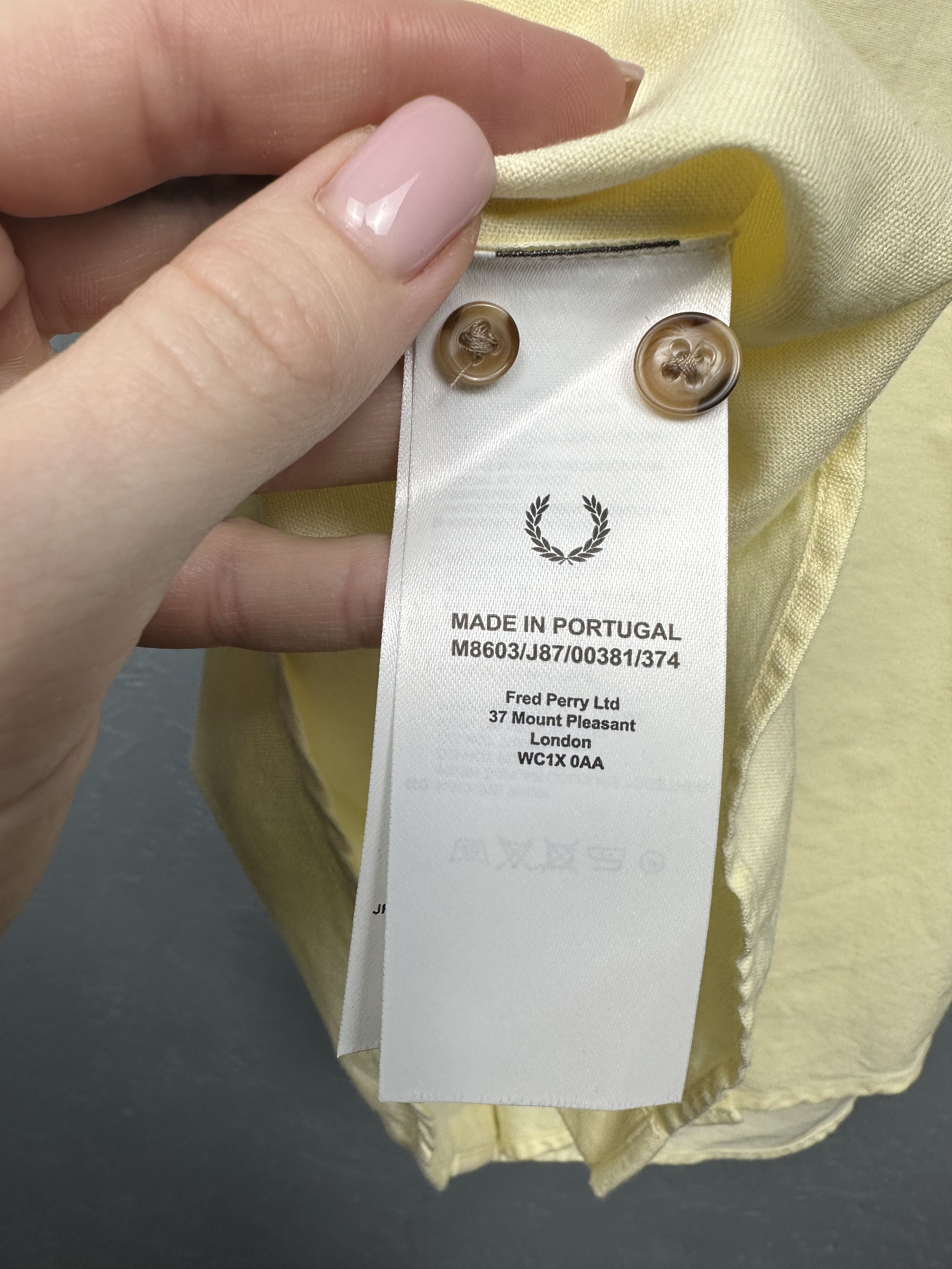 Fred Perry Fred Perry Mens Short Sleeve Shirt Size US L / EU 52-54 / 3 - 5 Thumbnail