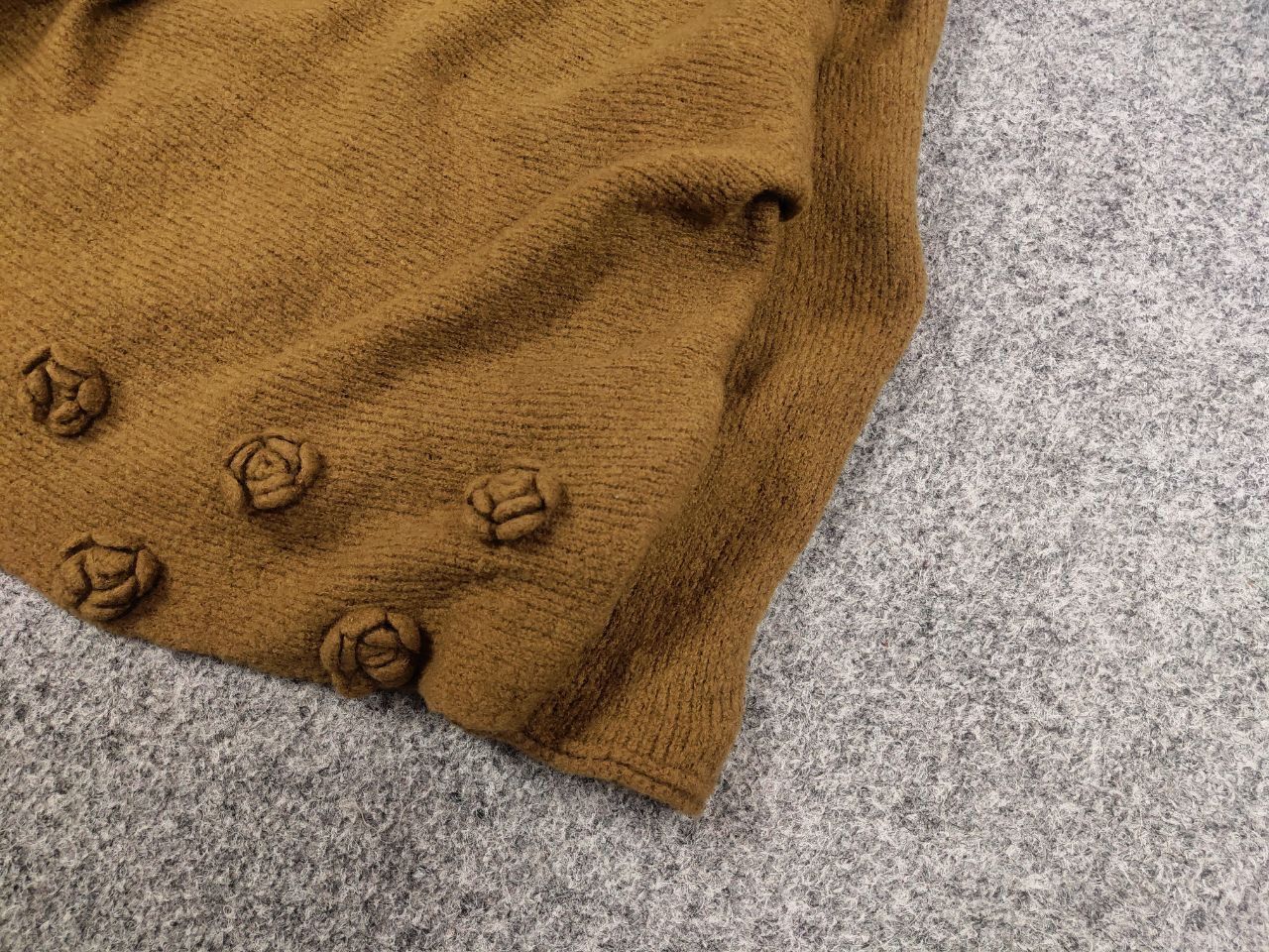 Japanese Brand Grizas Design Light Wool Blend Fowers yellow tint Sweater Size XS / US 0-2 / IT 36-38 - 5 Thumbnail