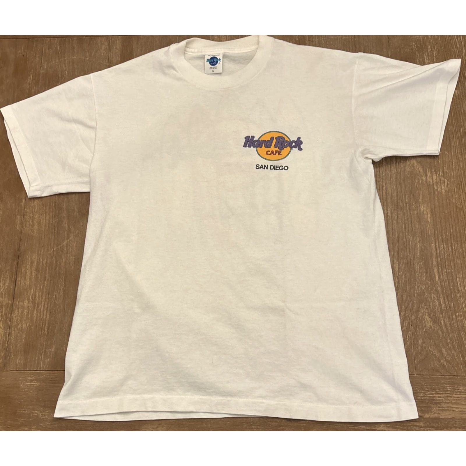 Hard Rock Cafe VINTAGE Hard Rock Cafe T-Shirt San Diego Surf Board White Adult Large Single Stitch Mens Size US L / EU 52-54 / 3 - 2 Thumbnail