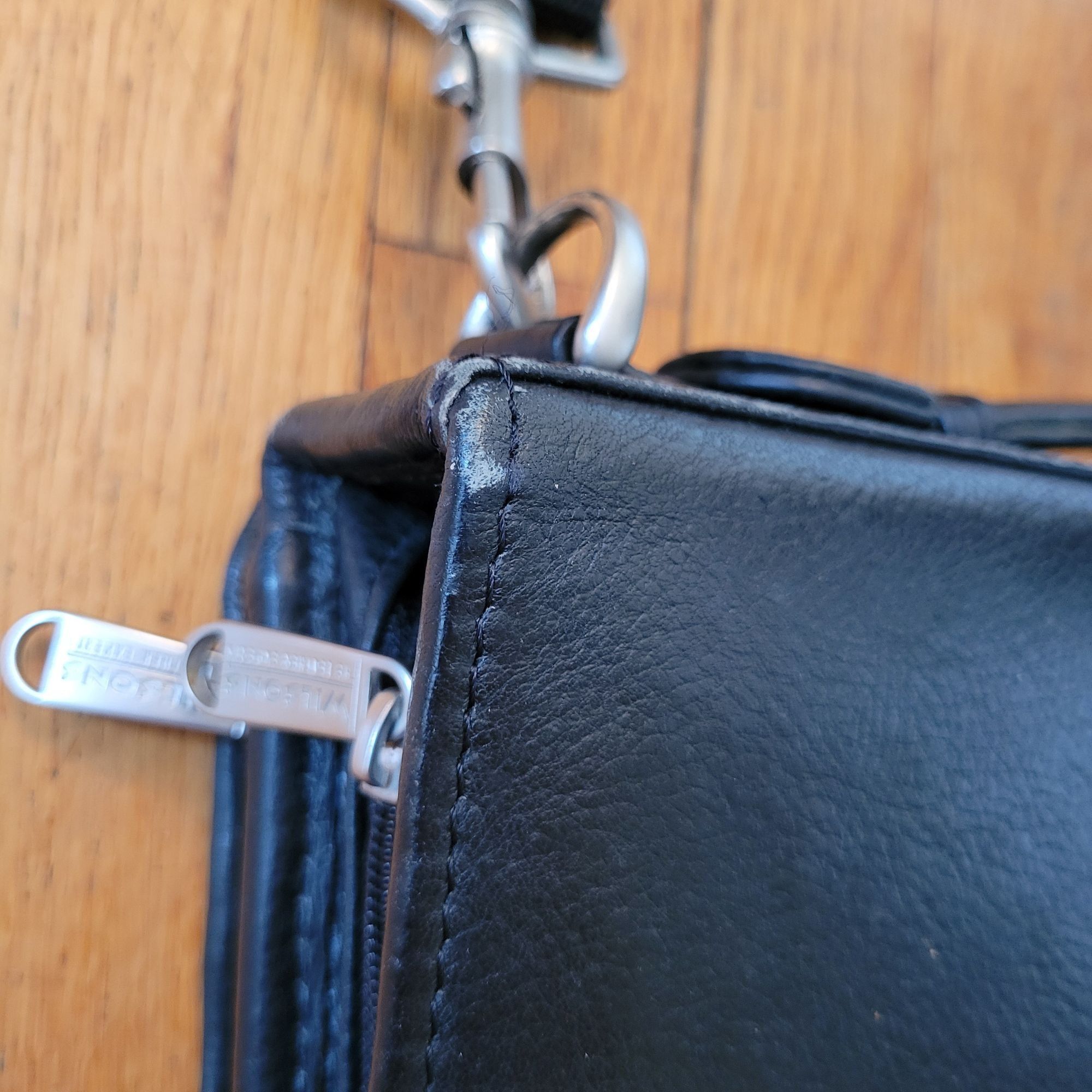 Wilsons Leather Wilsons Black Leather Business Portfolio Adjustable Shoulder Size ONE SIZE - 10 Thumbnail