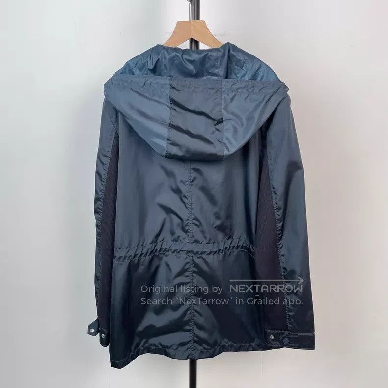 Louis Vuitton Louis Vuitton Dark blue color-block hooded assault jacket Size US L / EU 52-54 / 3 - 2 Thumbnail