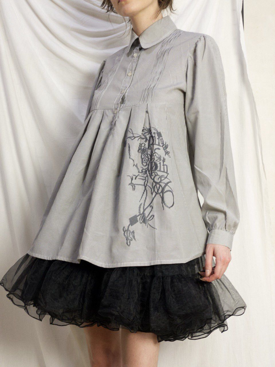 Cop Copine Cop Copine embroidered black&white pinstripe shirt blouse Size S / US 4 / IT 40 - 2 Thumbnail