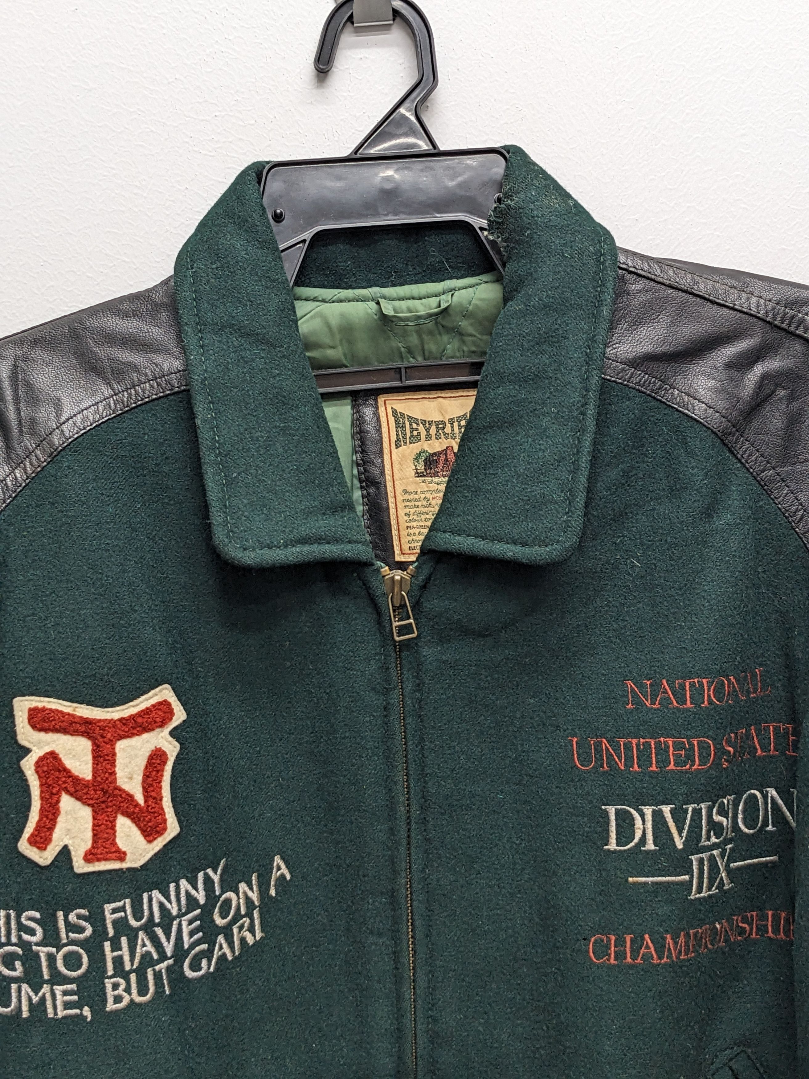 Other VINTAGE BUDGET CLUB BASEBALL TEAM ALLIGATORHAIT NEYRIES Size US L / EU 52-54 / 3 - 8 Thumbnail