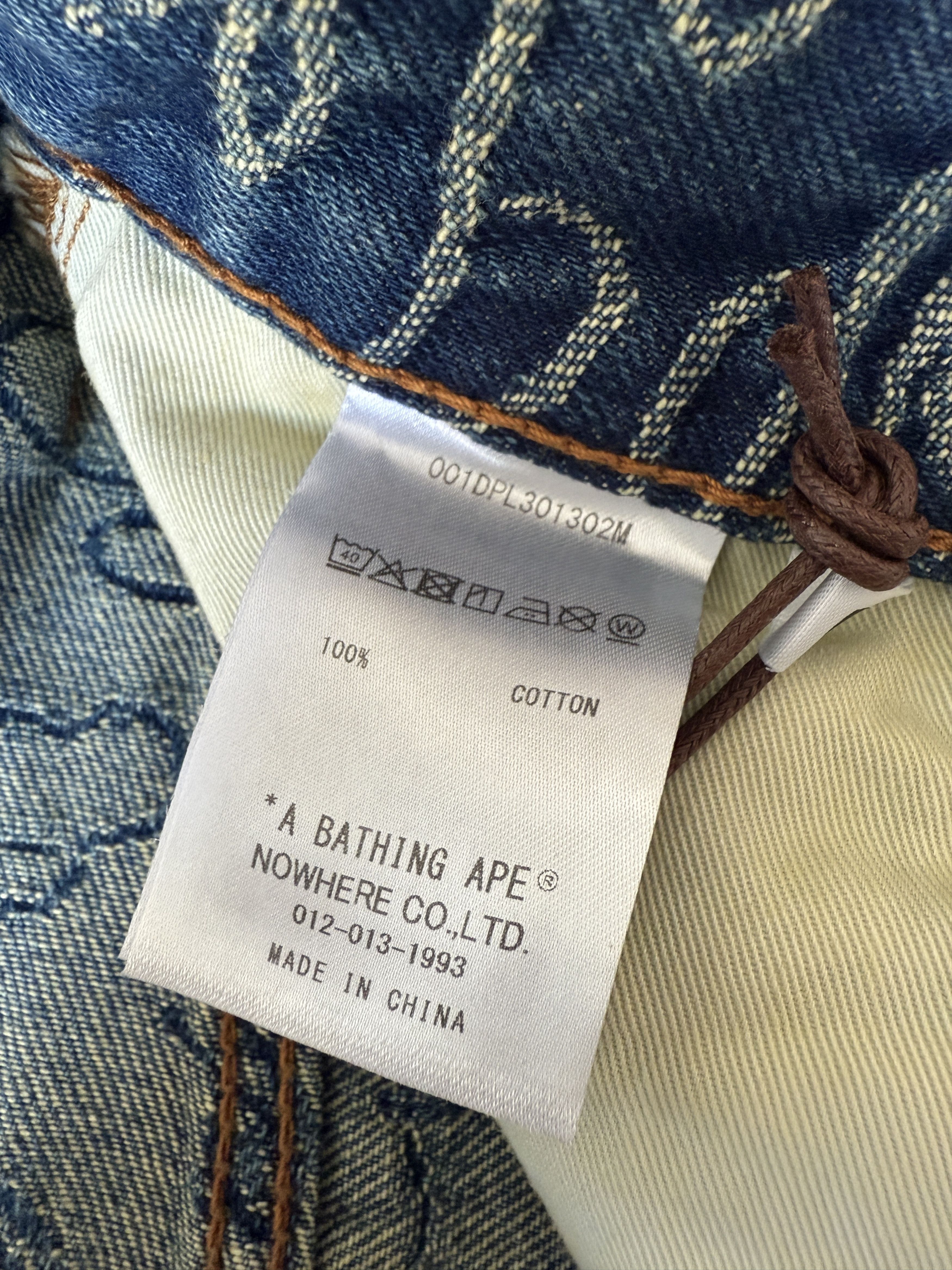 Bape LINE CAMO JACQUARD ONE POINT RELAXED FIT 13OZ DENIM PANTS Size US 31 - 14 Thumbnail