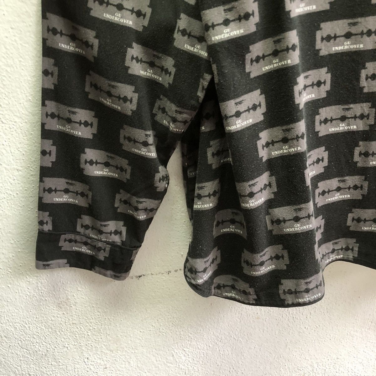 GU × Undercover GU x UNDERCOVER nightgown shirt Size US M / EU 48-50 / 2 - 8 Thumbnail