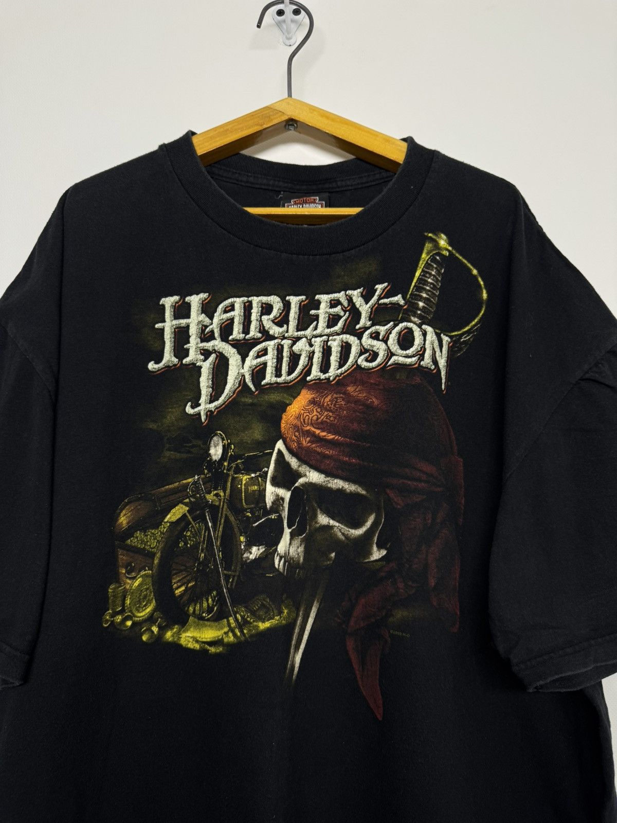 Harley Davidson Dubai Harley Davidson Motorcycles Pirate Skull ☠️ T-Shirt Size US XL / EU 56 / 4 - 1 Thumbnail