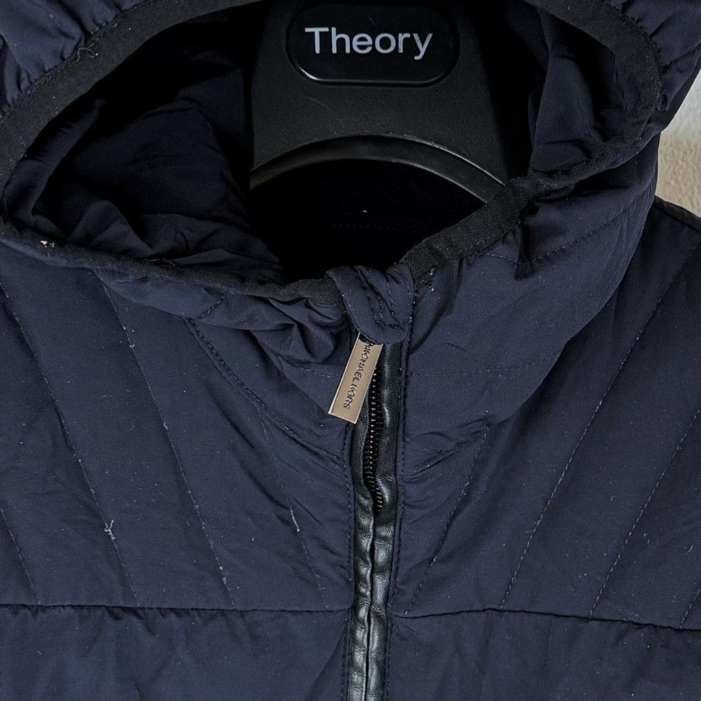 Michael Kors MICHAEL KORS Men Designer Navy Packable Down Puffer Jacket S Size US S / EU 44-46 / 1 - 3 Thumbnail