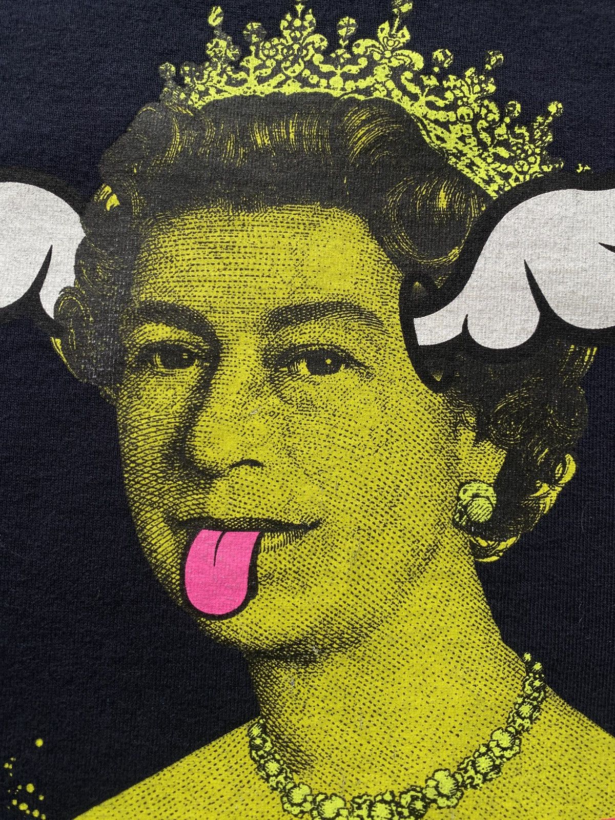 Medicom Toy Vintage SYNC Medicom Toy "DOG SAVE THE QUEEN" T-Shirt DFace Size US L / EU 52-54 / 3 - 6 Thumbnail