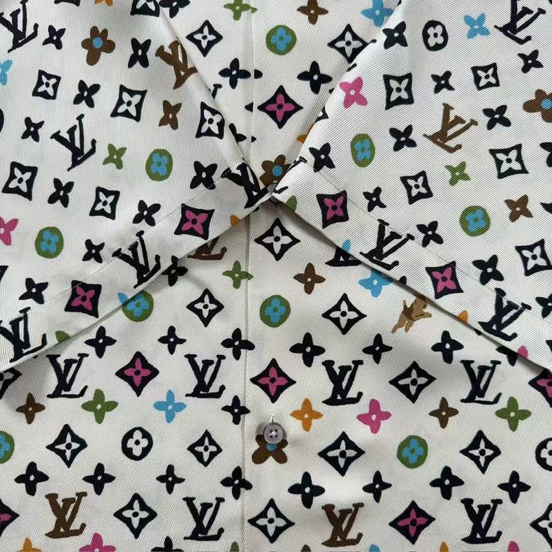 Louis Vuitton LV Tyler Printed Short Sleeve Shirt in Beige -2505 Size US XS / EU 42 / 0 - 6 Thumbnail