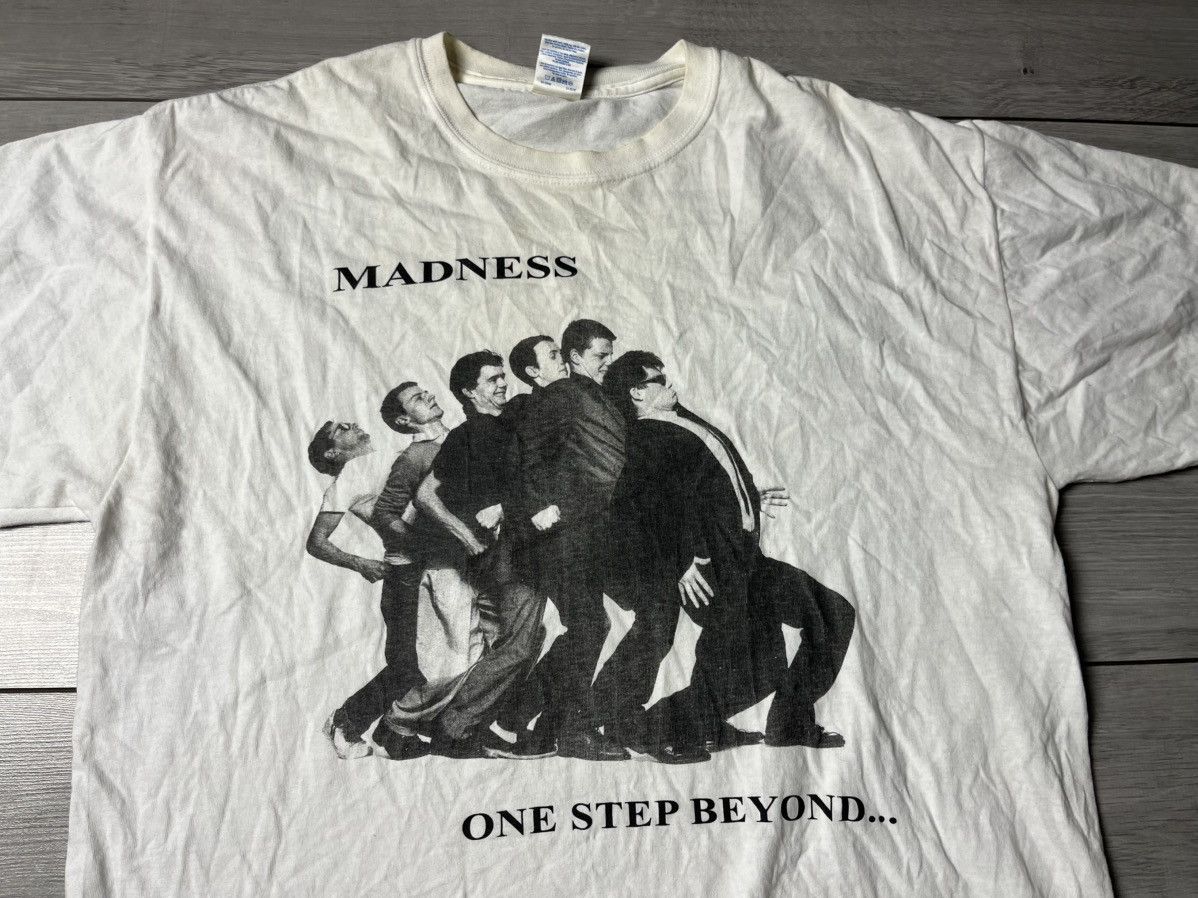 Band Tees MADNESS ONE STEP BEYOND T SHIRT SUGGS SKINHEAD SIZE XLARGE Size US XL / EU 56 / 4 - 3 Thumbnail