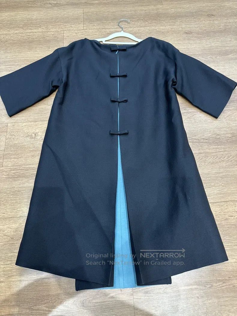 Valentino Valentino Black dress Size S / US 4 / IT 40 - 2 Thumbnail