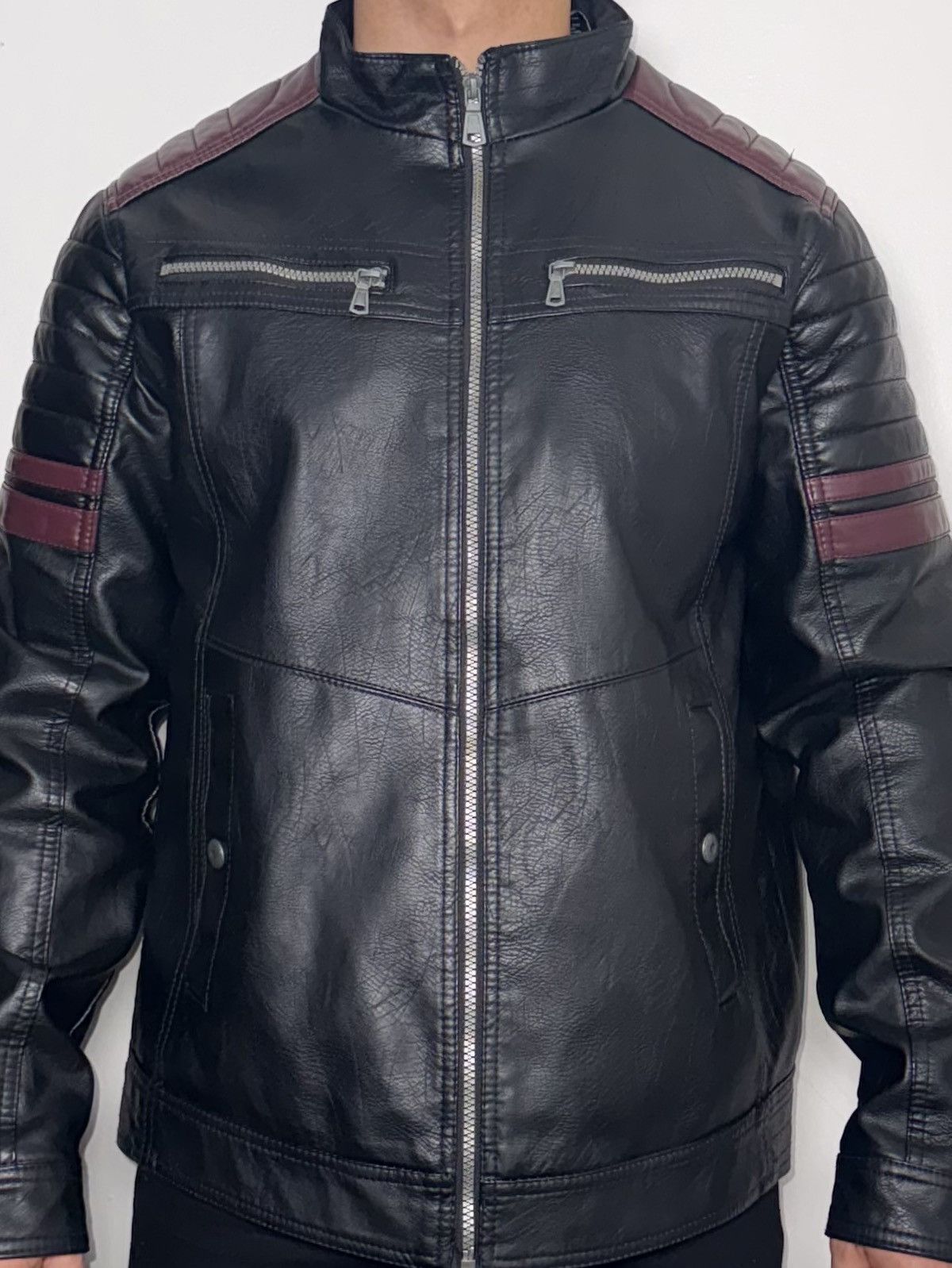 Other Black Leather Jack with Burgundy Stripe Size US L / EU 52-54 / 3 - 3 Thumbnail