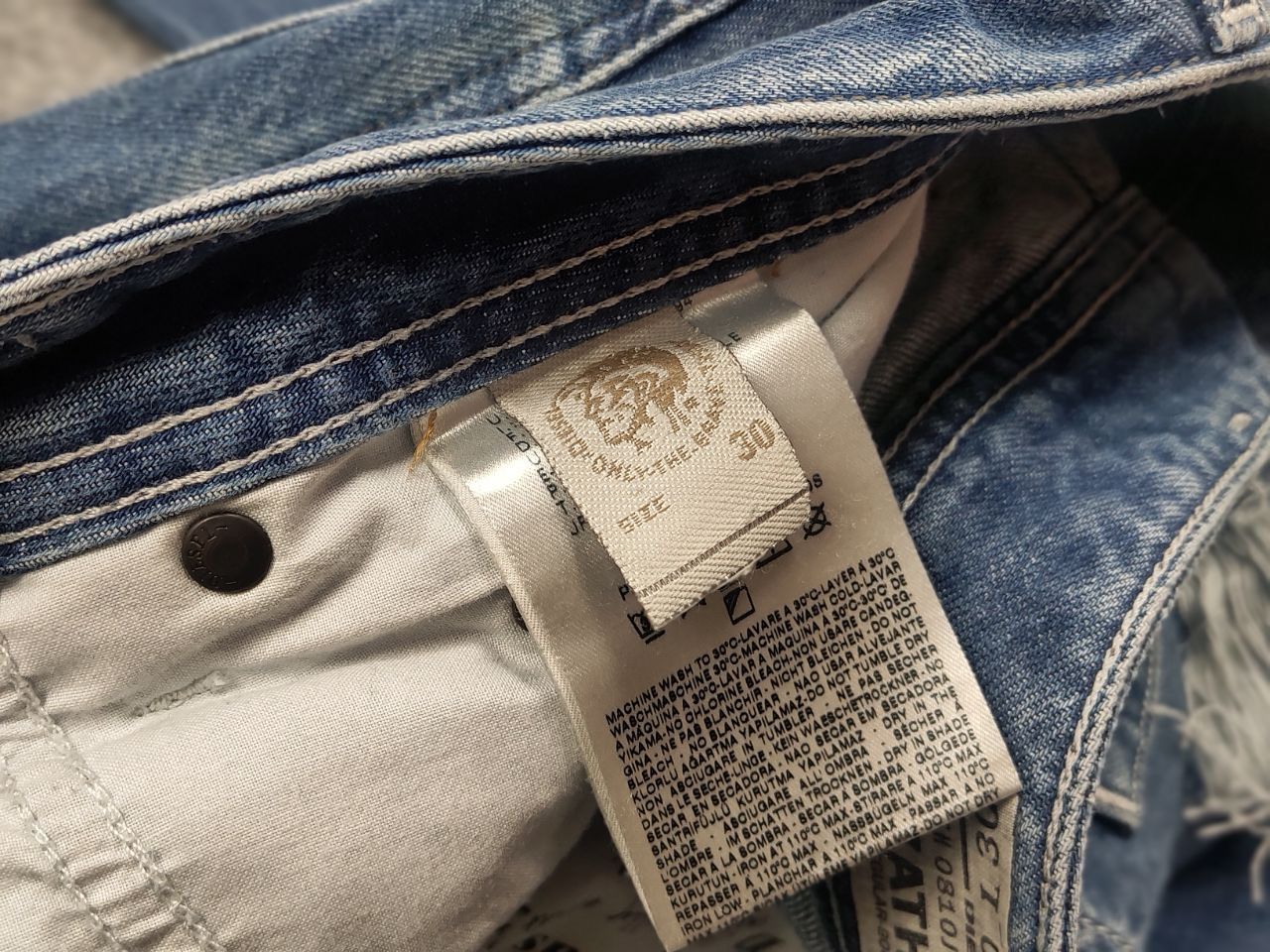 If Six Was Nine × Le Grande Bleu (L.G.B.) × Vintage Vintage Diesel If Six Was Nine style Distressed Flared Jeans Size US 30 / EU 46 - 19 Thumbnail