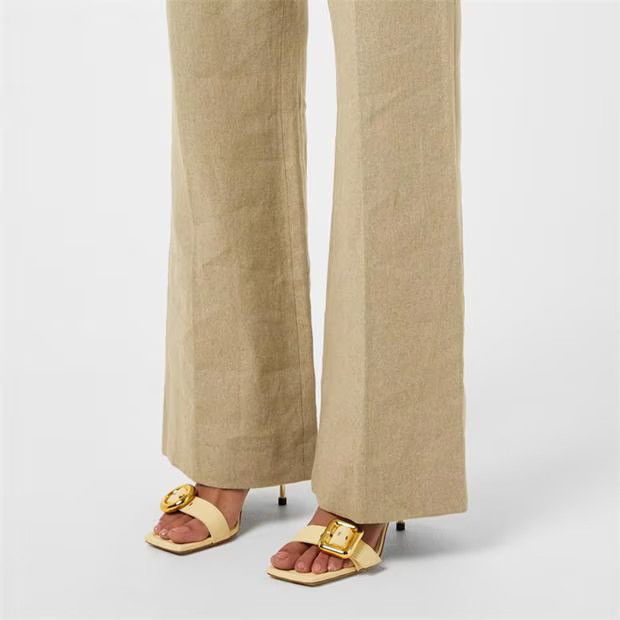 Jacquemus o1g2r1mq1024 Regalo Mule Sandals in Ivory Size US 9 / IT 39 - 5 Thumbnail