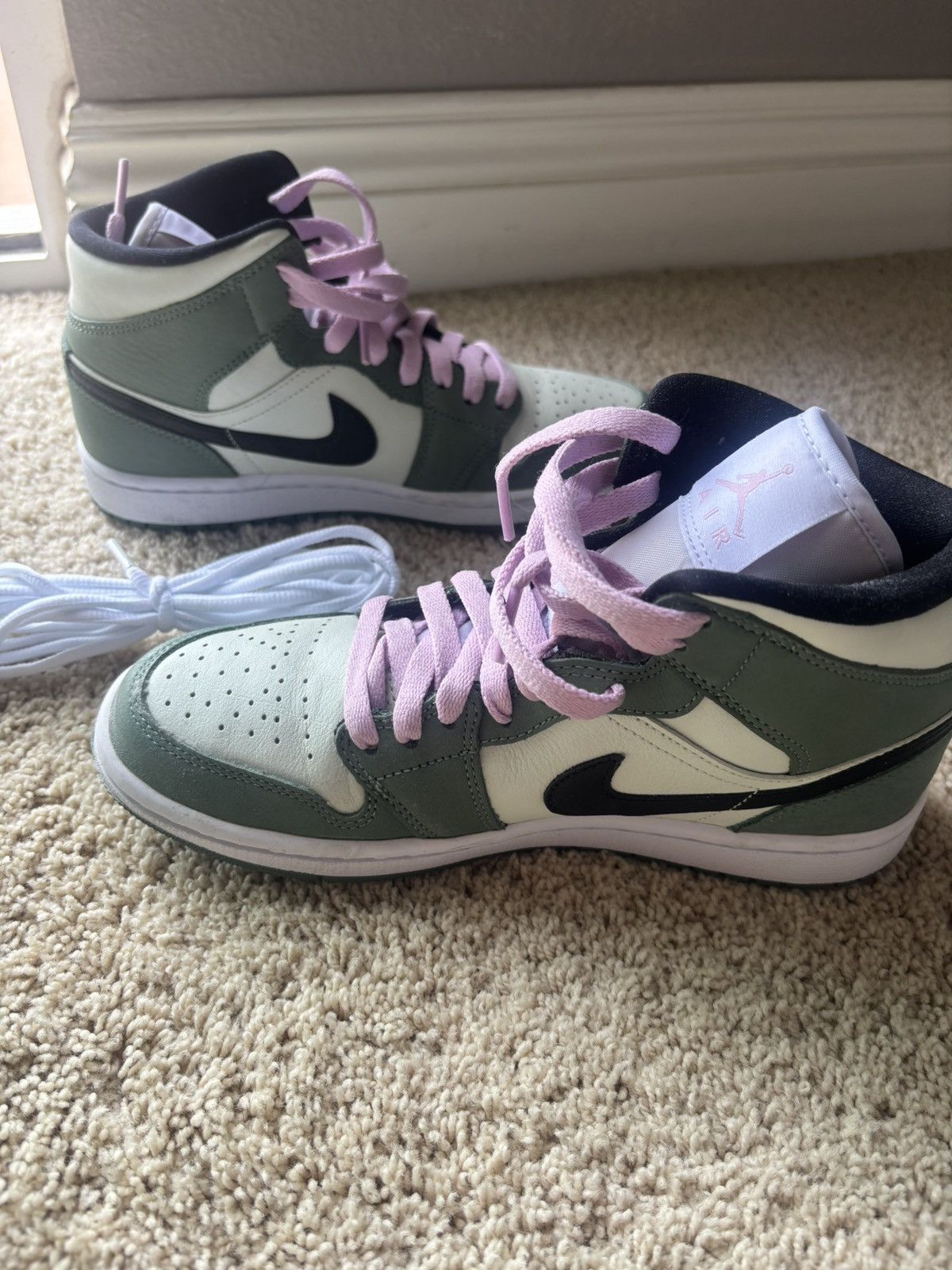 Jordan Brand × Nike Air Jordan 1 mid SE Dutch green Size US 7 / IT 37 - 2 Thumbnail