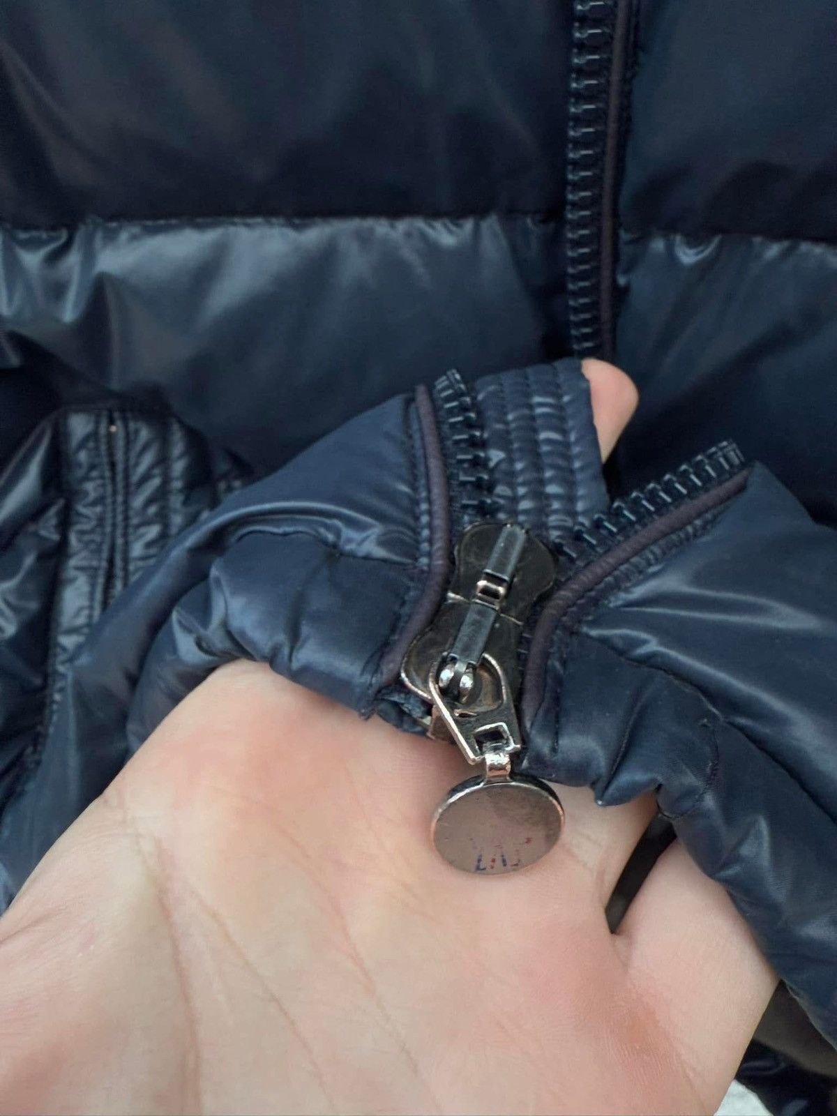 Moncler Moncler Maya „Navy” puffer jacket Size US L / EU 52-54 / 3 - 7 Thumbnail