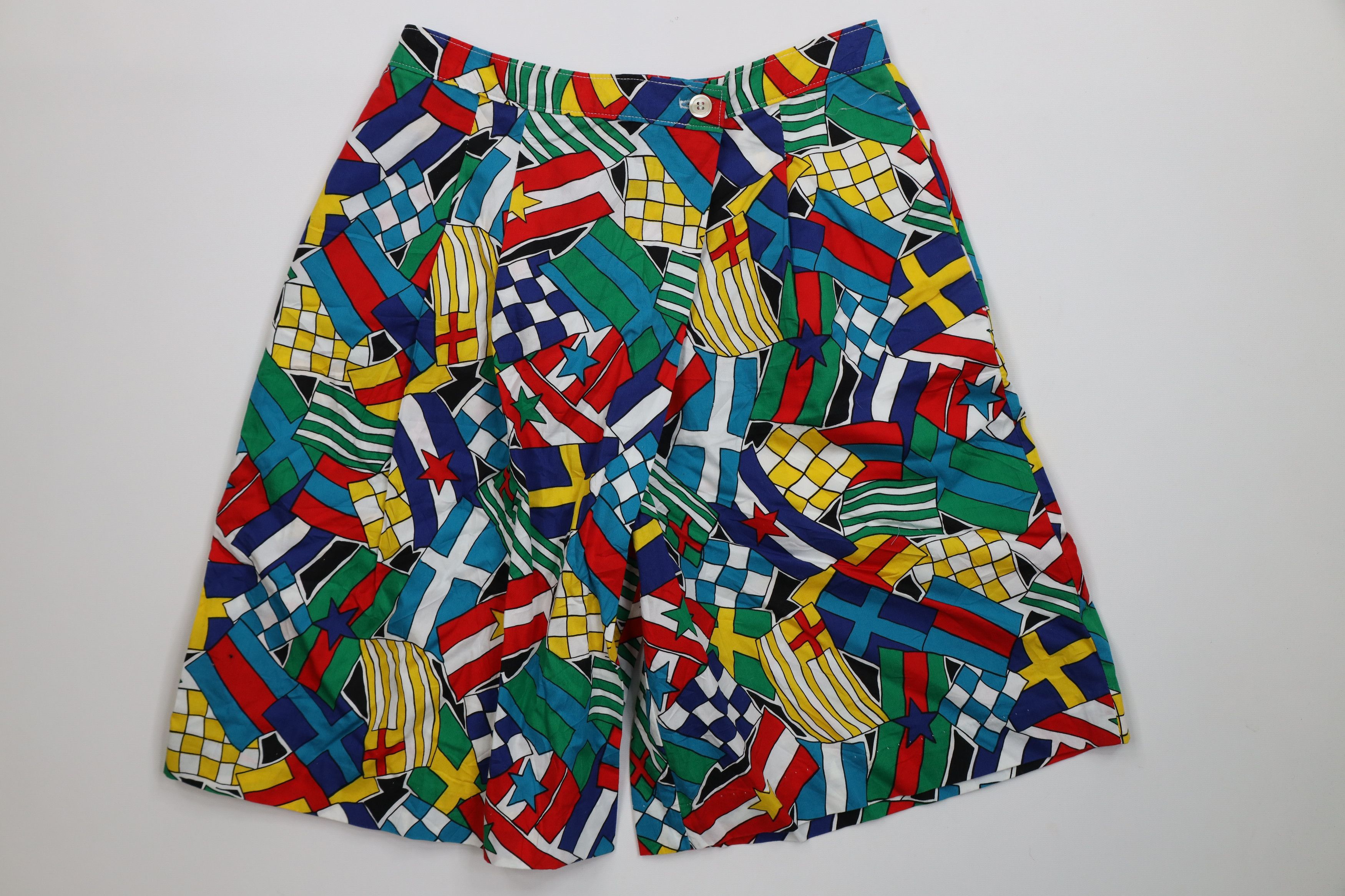 Vintage Vintage 90s Streetwear Flags Wrap Skirt Shorts USA Cotton Size 32" / US 10 / IT 46 - 1 Thumbnail