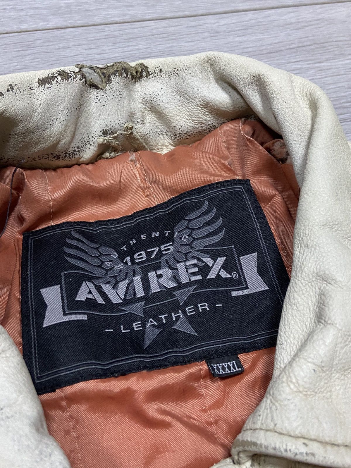 Avirex Avirex vintage Leather Jacket distressed New York big logo Size US XXL / EU 58 / 5 - 7 Thumbnail