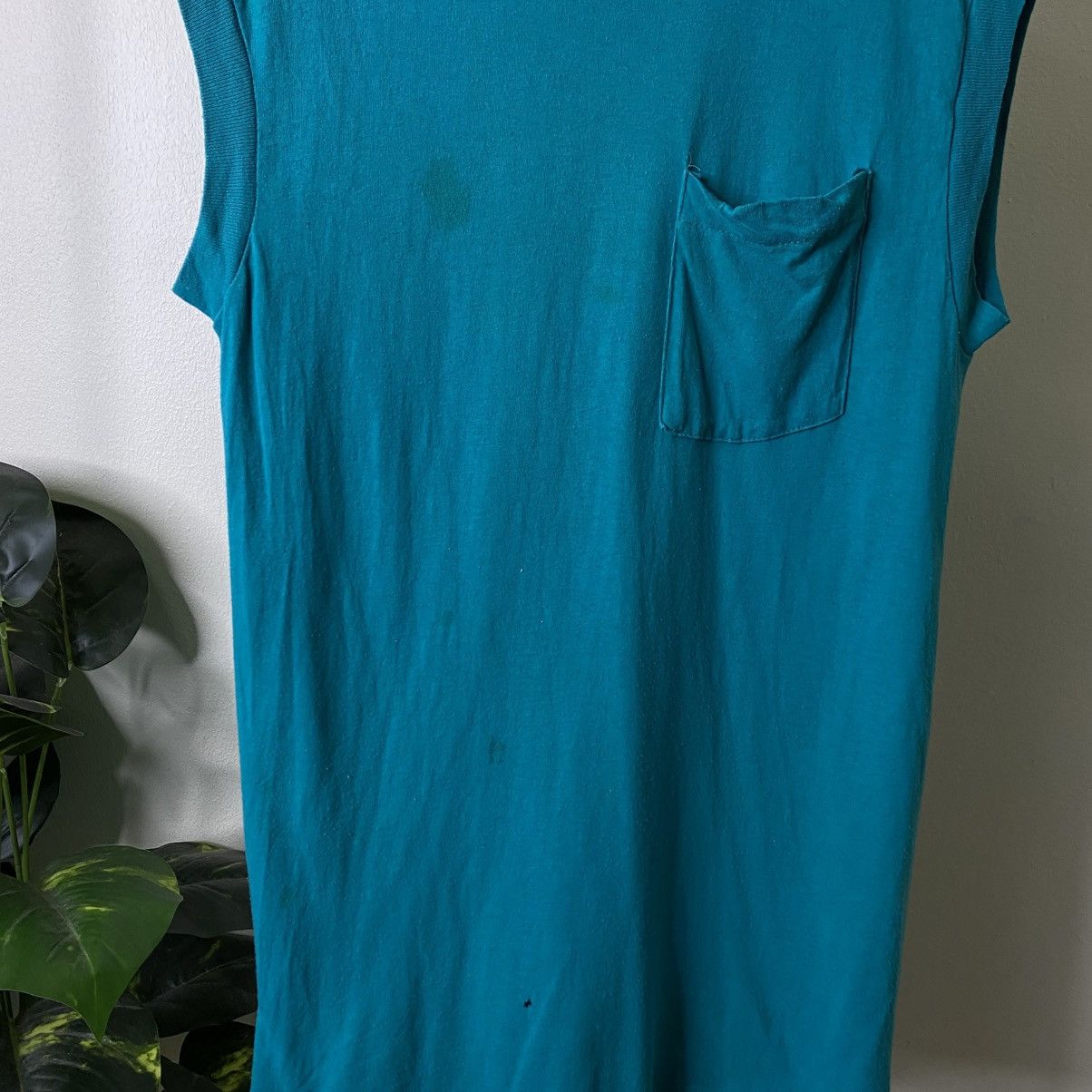 Vintage Vintage 1980s Single Pocket Turquoise Blank Tank Top Size US S / EU 44-46 / 1 - 3 Thumbnail