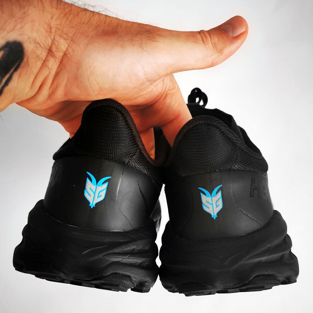 Hoka Hoka One One Speedgoat 5 GTX Goretex sneakers trail shoes Size US 10 / EU 43 - 10 Thumbnail