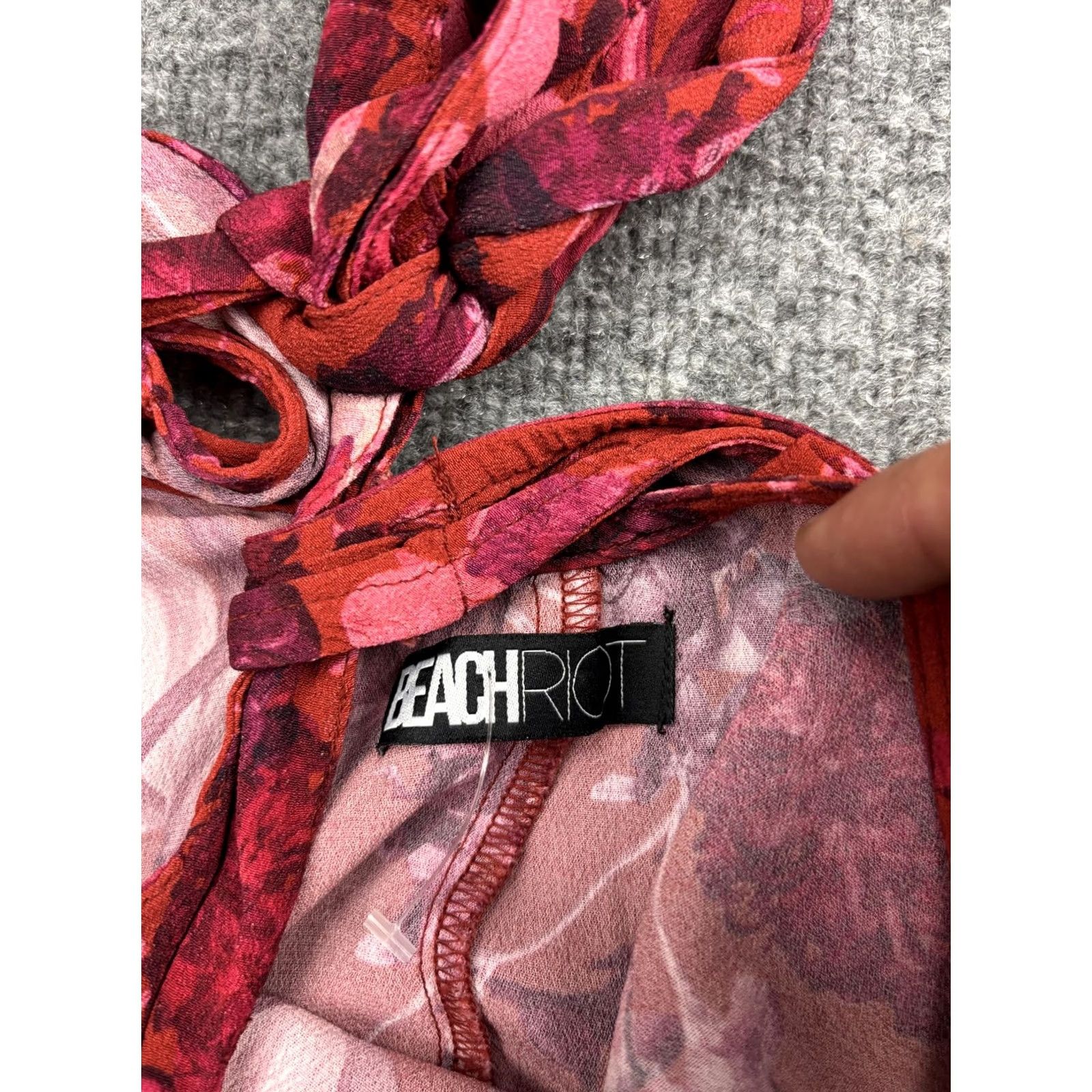 Beach Riot VINTAGE Beach Riot Dress Womens Small Red Pink Floral Halter Tie Neck Open Back Rayon Size S / US 4 / IT 40 - 4 Thumbnail