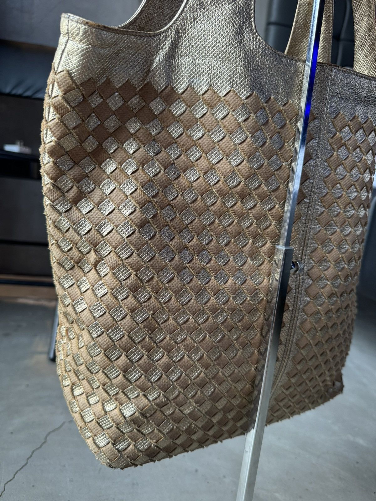 Bottega Veneta BOTTEGA VENETA Woven Metallic Tote Gold Size ONE SIZE - 6 Thumbnail