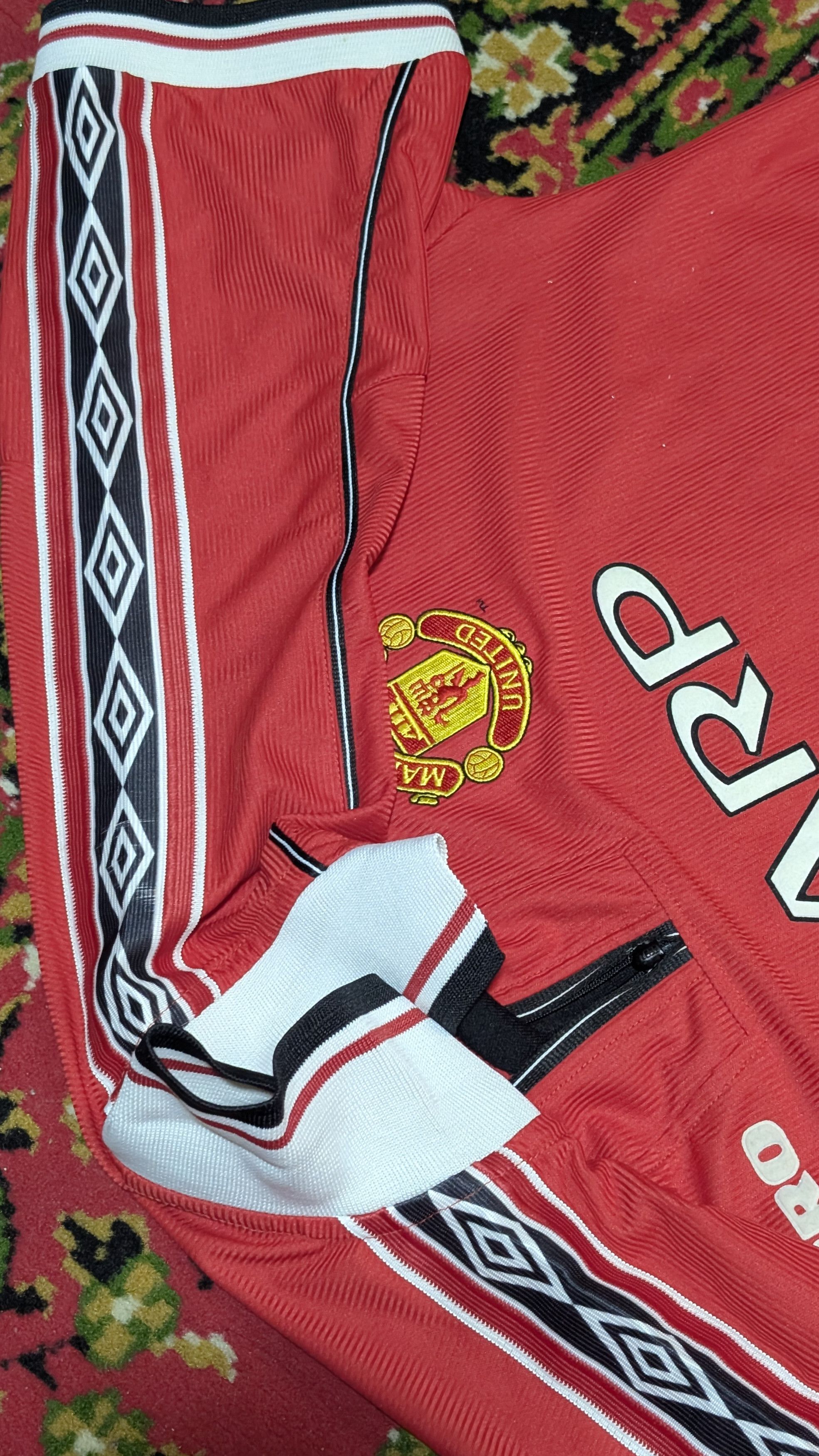 Umbro Manchester United Home 1998/1999 Original Beckham #7 Size US L / EU 52-54 / 3 - 5 Thumbnail