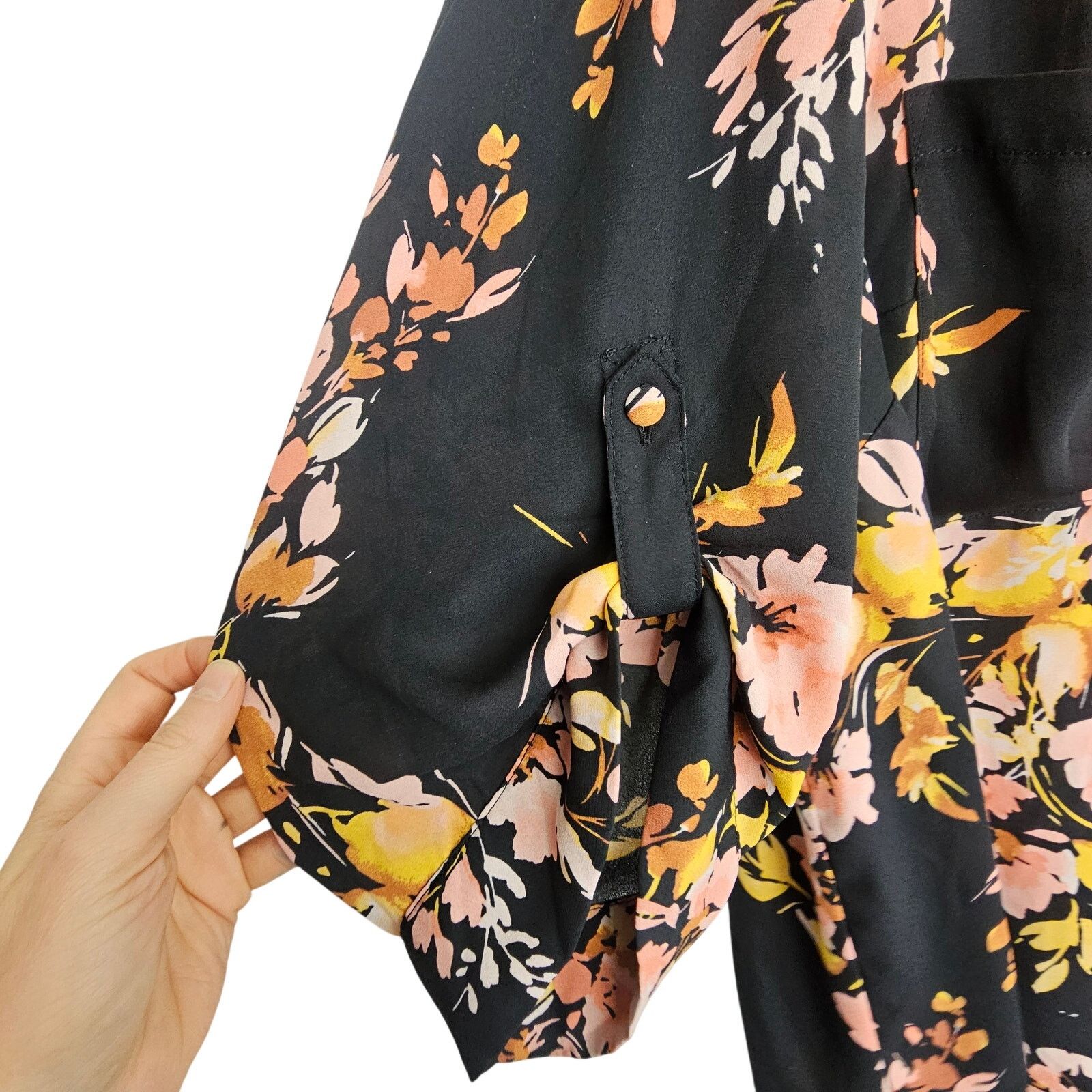 Torrid Torrid Harper Womens Floral Top Size 4X Dark Romantic Career Size 4XL / US 24-26 - 4 Thumbnail