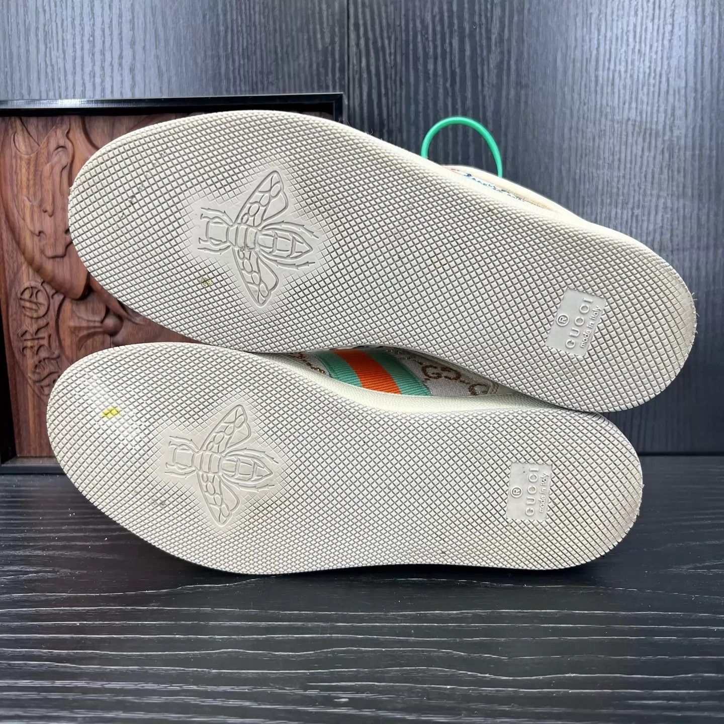 Gucci Women's Gucci Beige/Orange Crystal Sneakers 35.5, Worn 2x Size US 5 / IT 35 - 6 Thumbnail