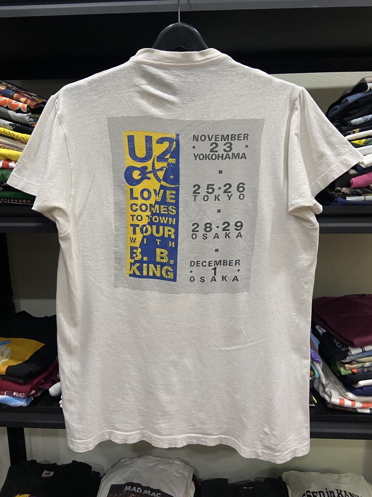 Band Tees × Vintage Vintage 1989s U2 Love Comes to Town e Band TShirt Size US L / EU 52-54 / 3 - 12 Thumbnail
