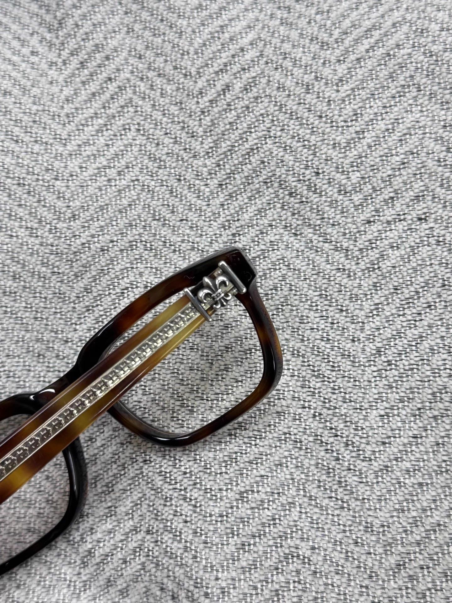 Chrome Hearts Chrome Heart 'See You In Tea' Trefoil Tort Glasses Size ONE SIZE - 3 Thumbnail